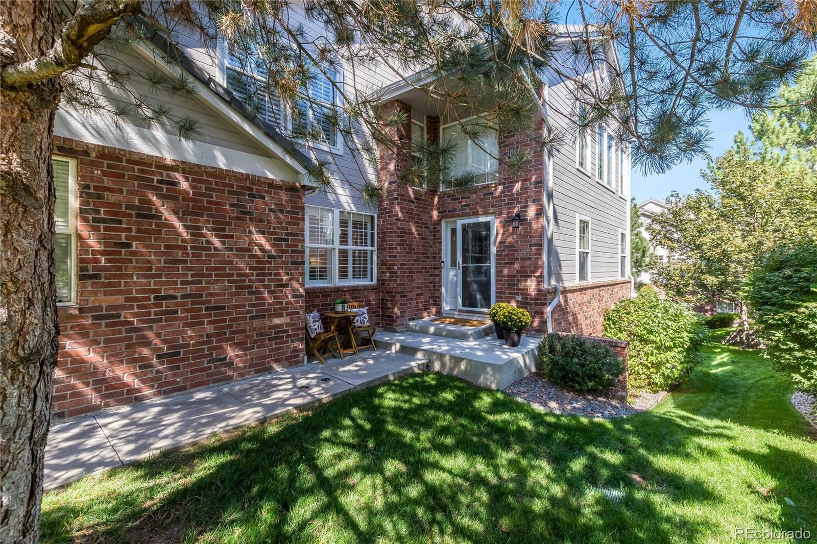 9476 Southern Hills Circle