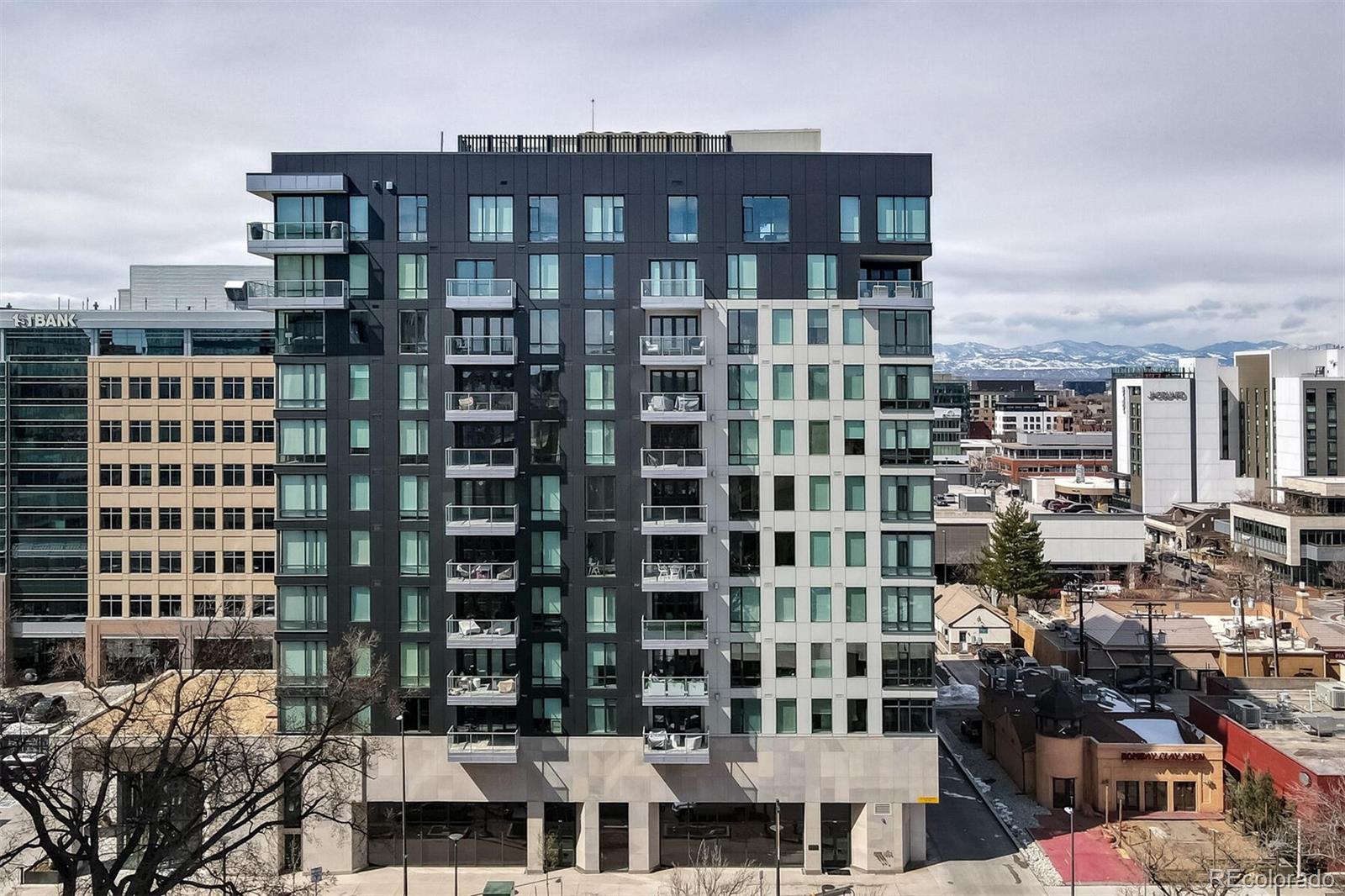 155 N Steele Street Unit 812
