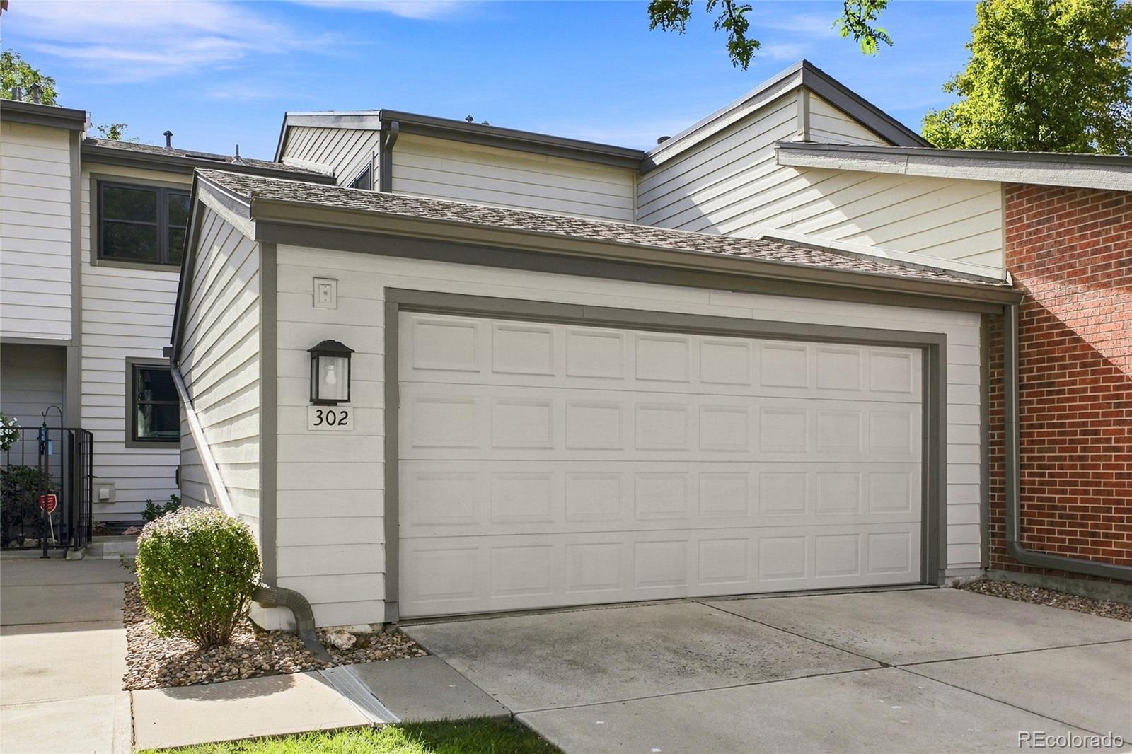 7925 W Layton Avenue Unit 302