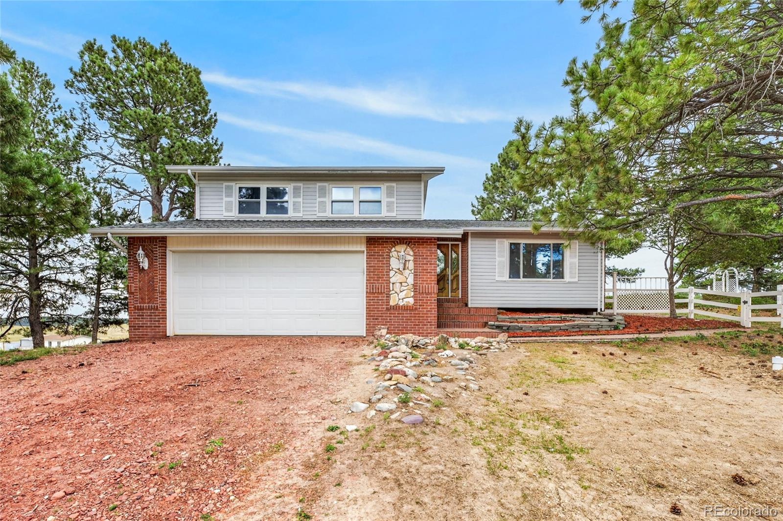 2181 Woodpecker Lane