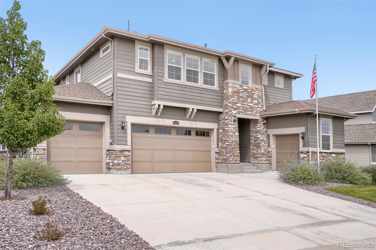 22523 E Piccolo Way