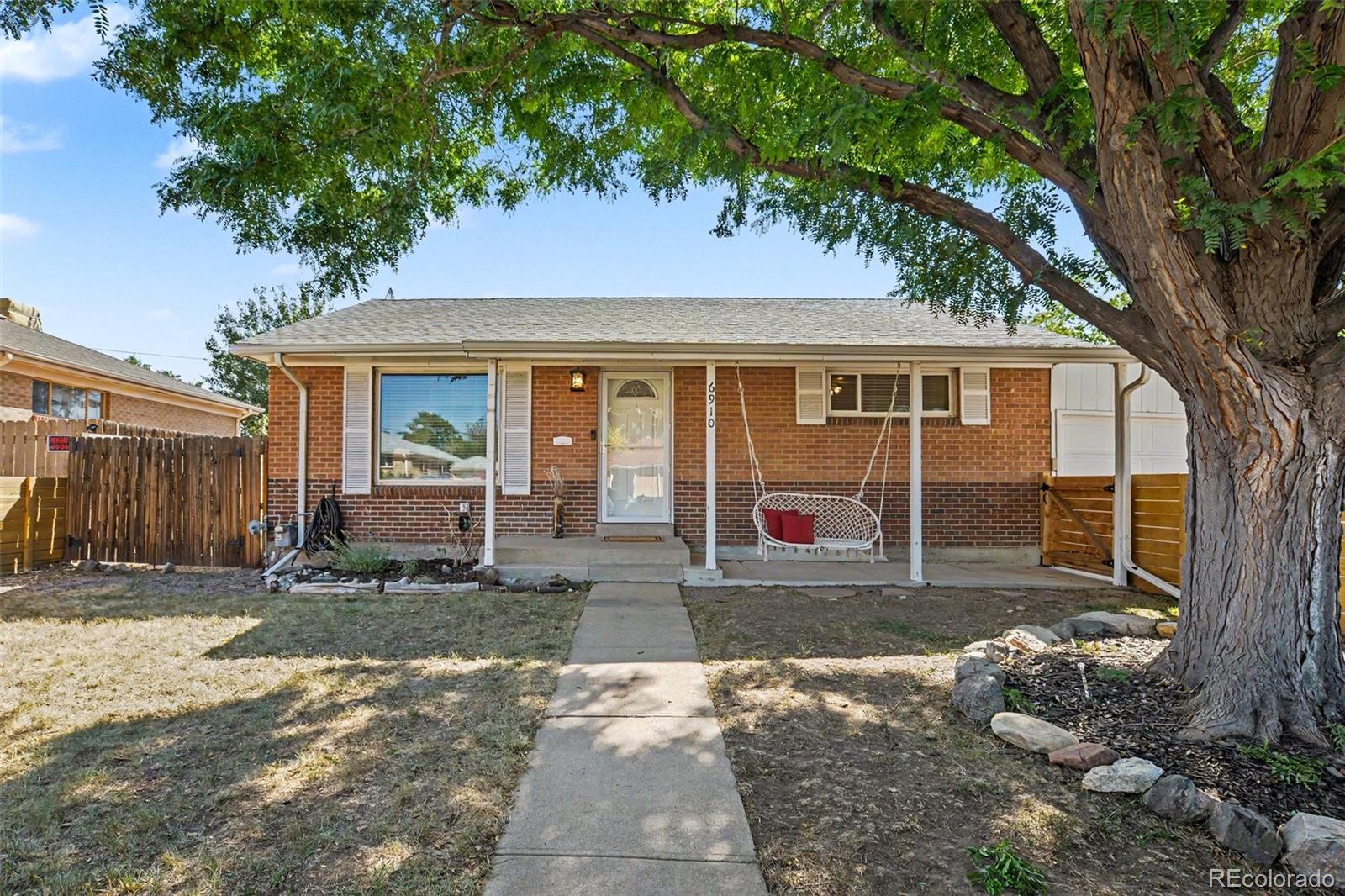 6910 Ruth Way