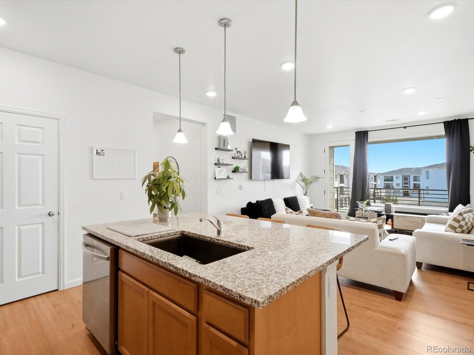 6153 N Ceylon Street Unit 301