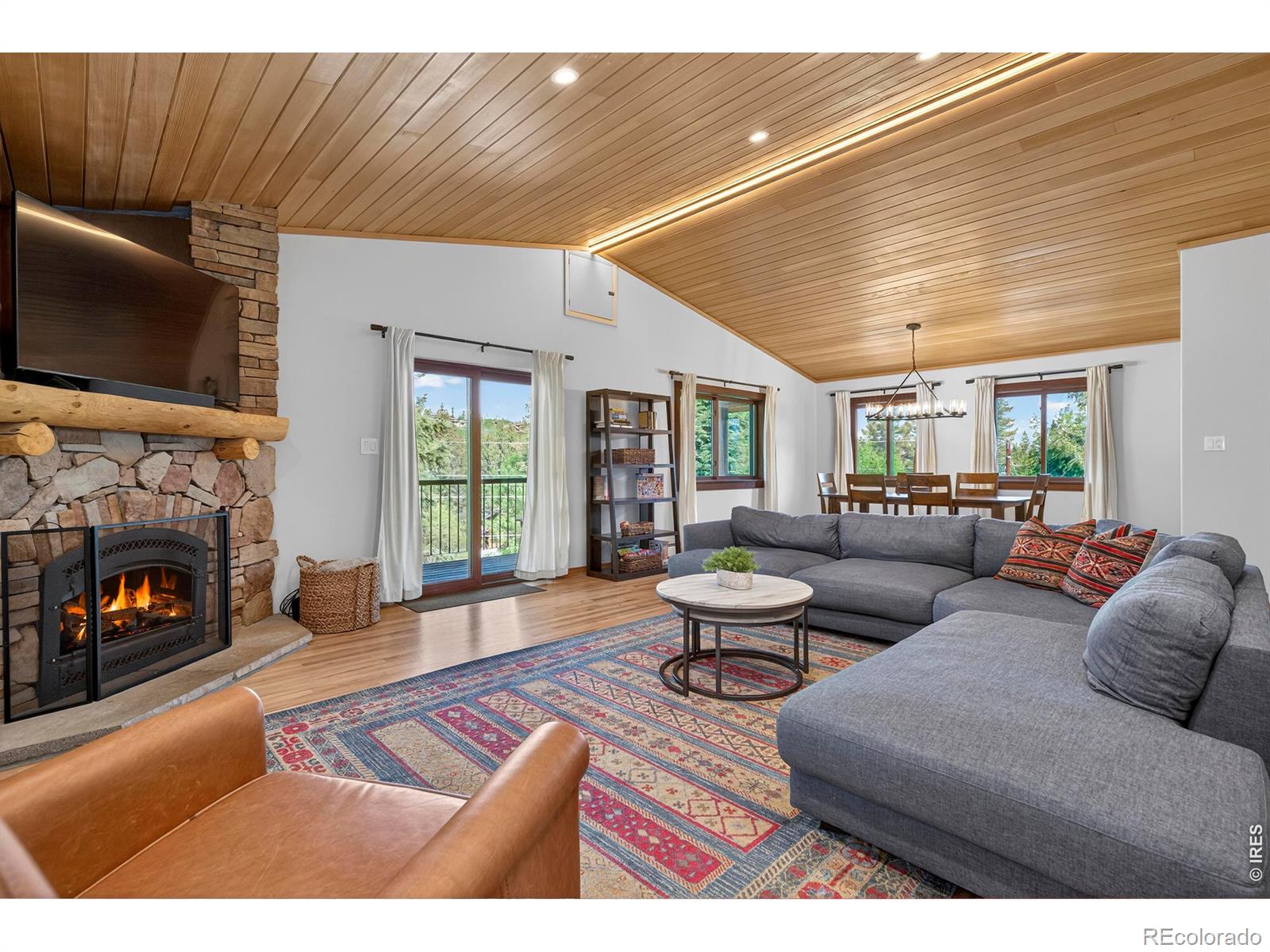 310 Arapahoe Road
