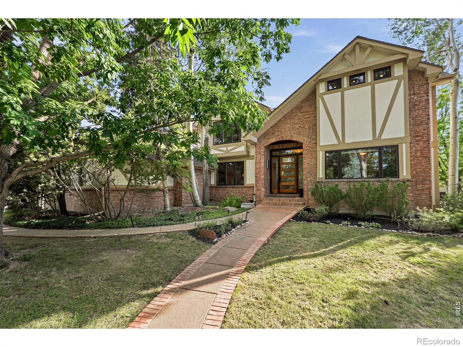 1251 Pintail Circle