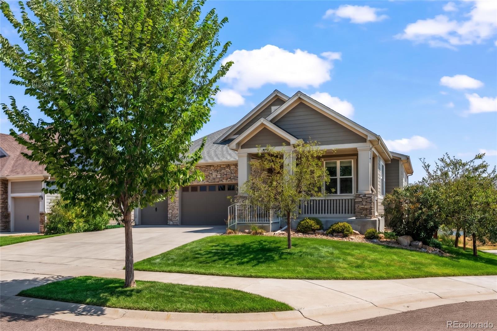 218 6th Avenue