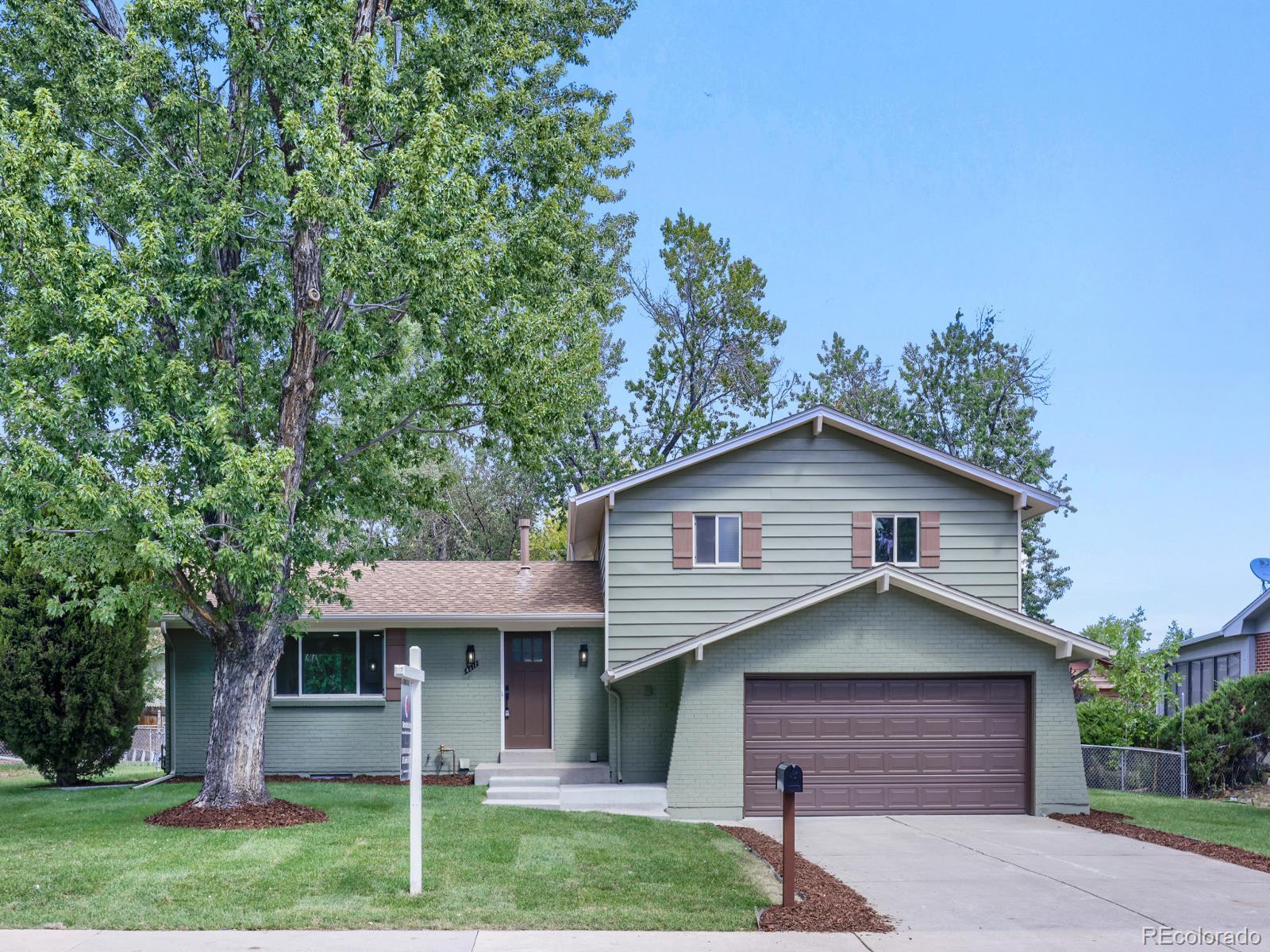 8937 W Woodard Drive