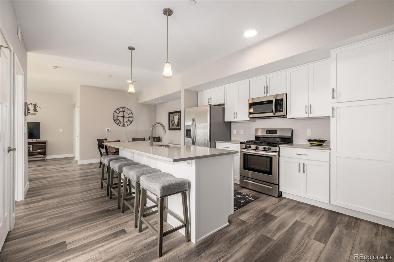 210 S Cherrywood Drive Unit 204