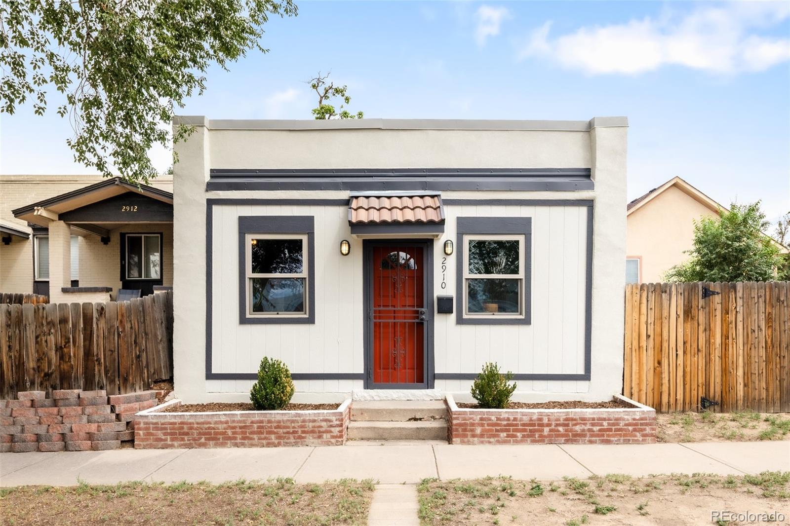 2910 N Columbine Street