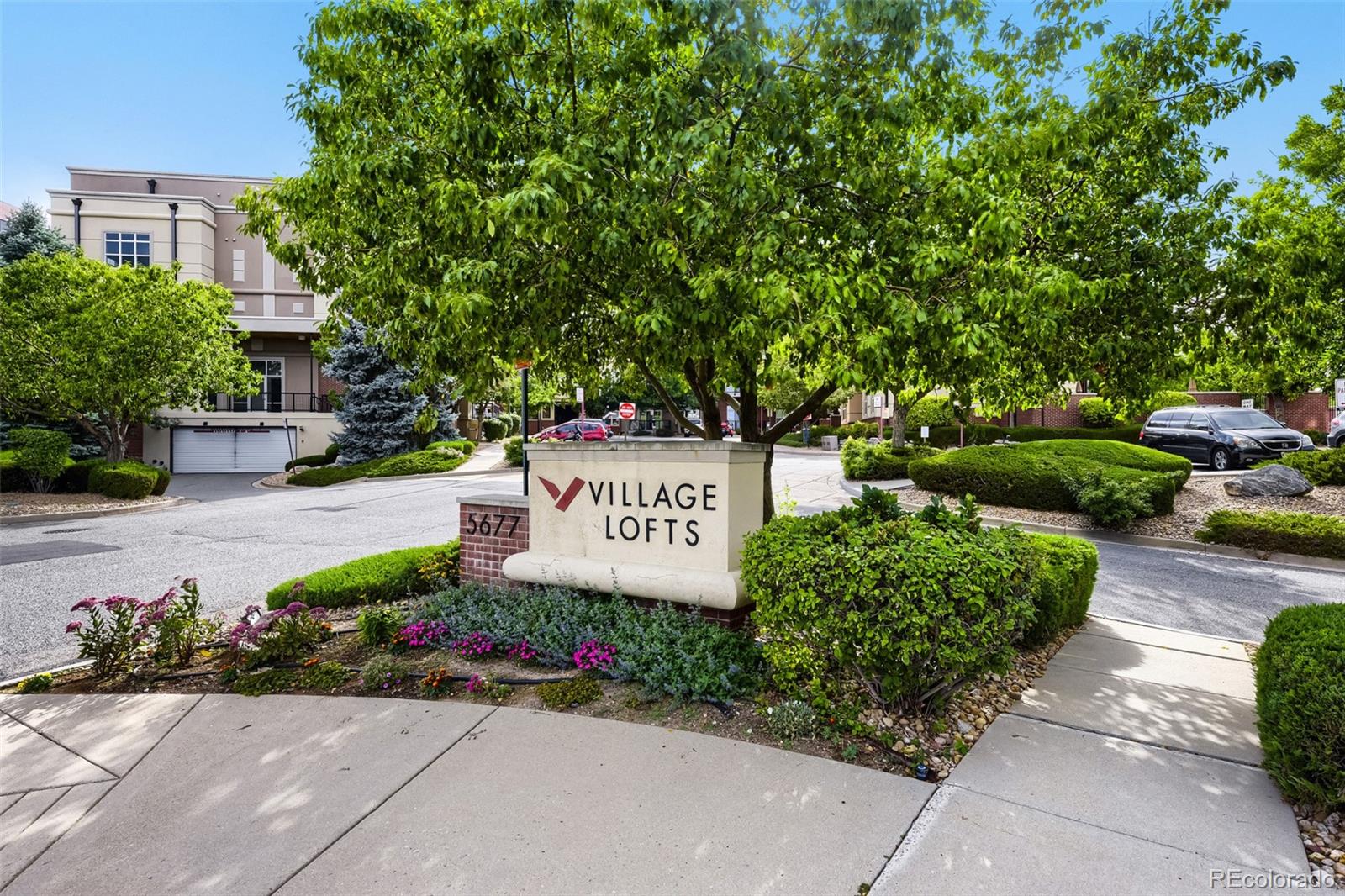5677 S Park Place Unit D105