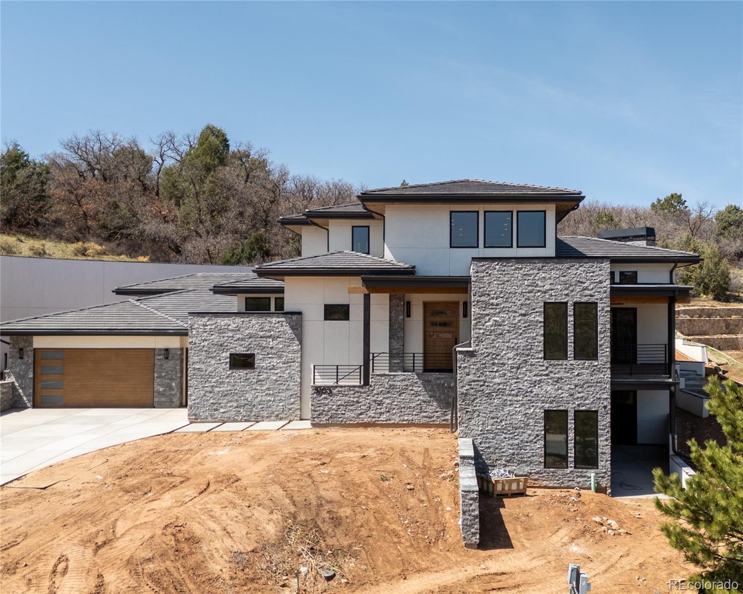 8103 Raphael Lane