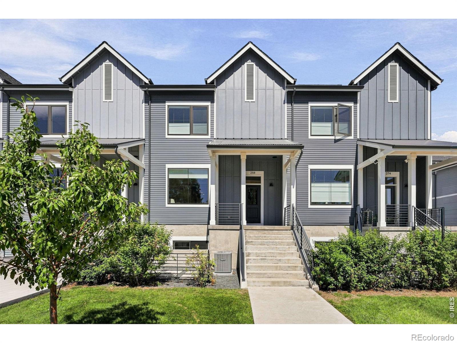 258 Lock Street