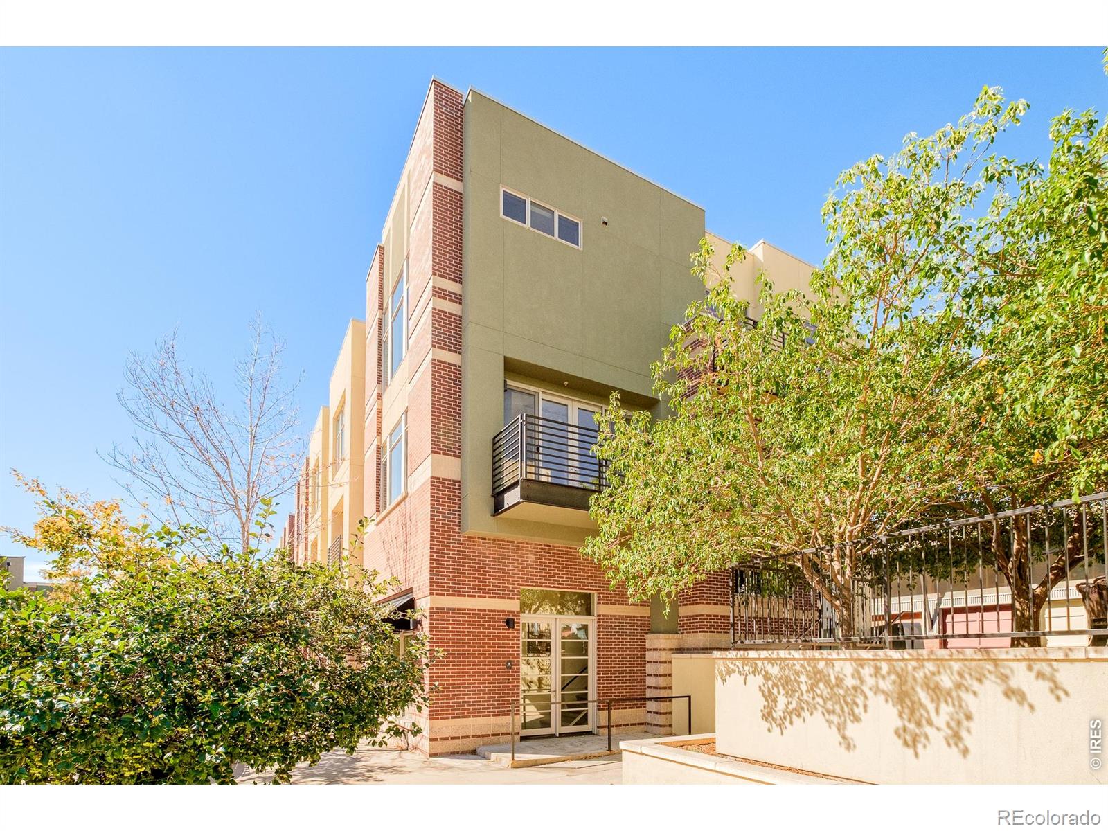 4555 13th Street Unit 2A