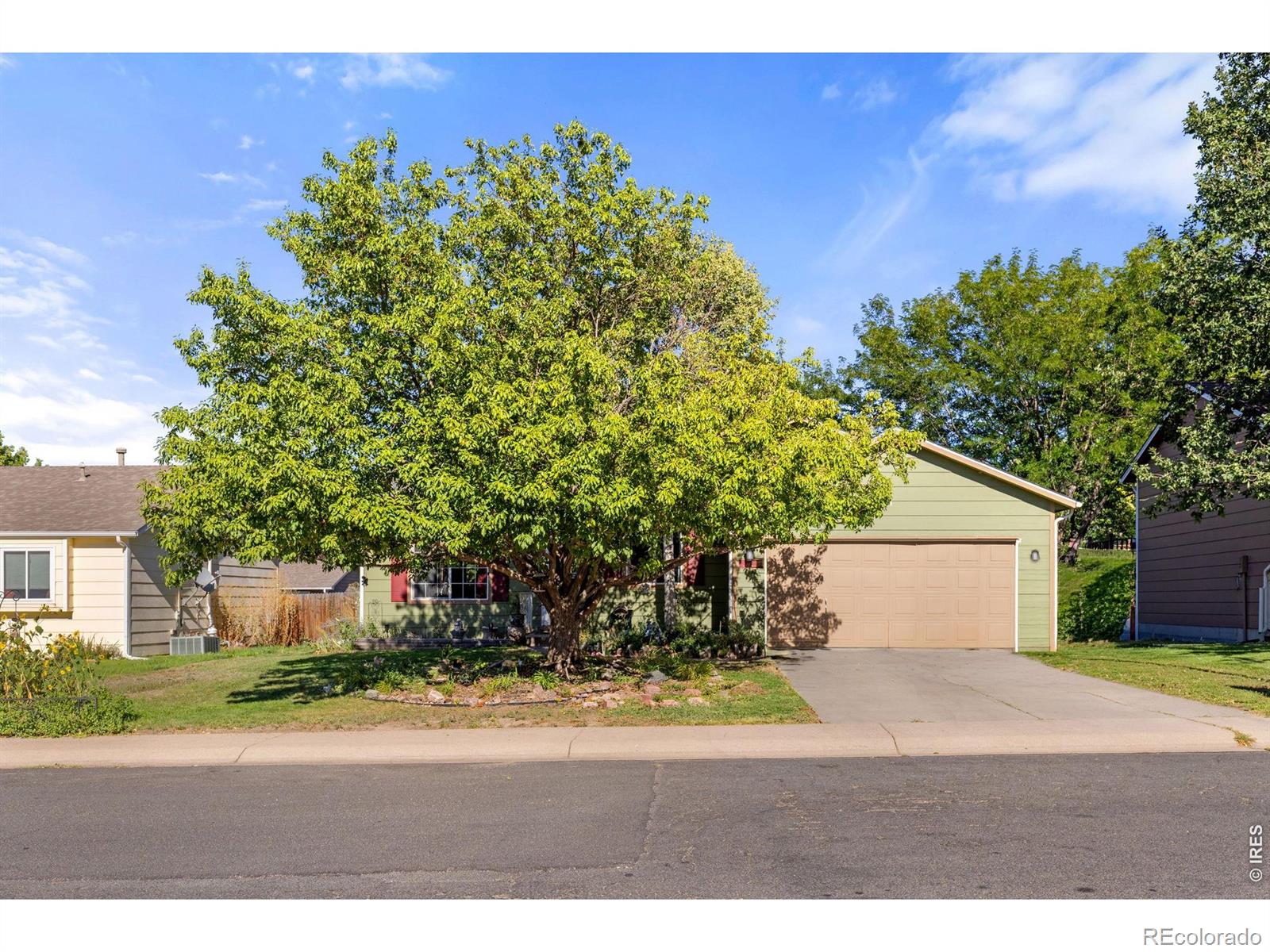 134 48th Ave Ct