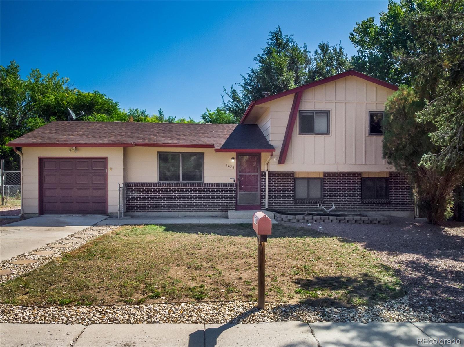1675 Mineola Street
