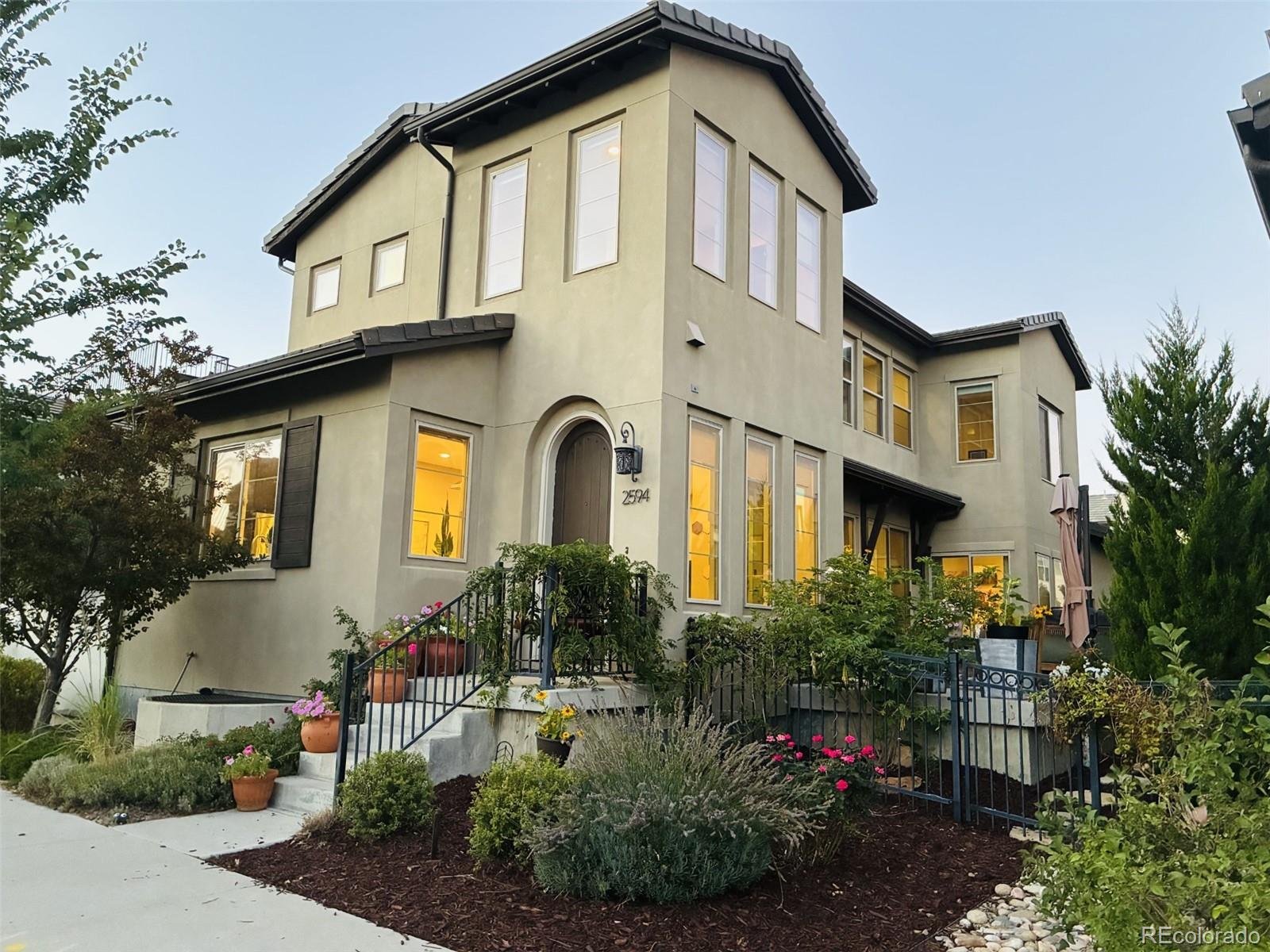 2594 S Orchard Street