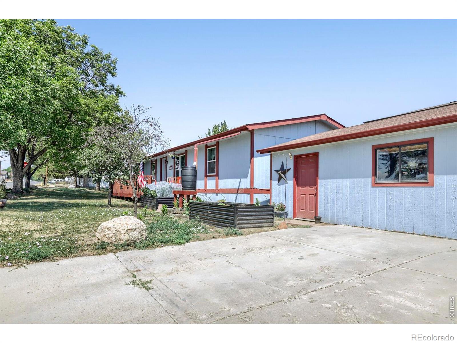 329 Palmer Avenue