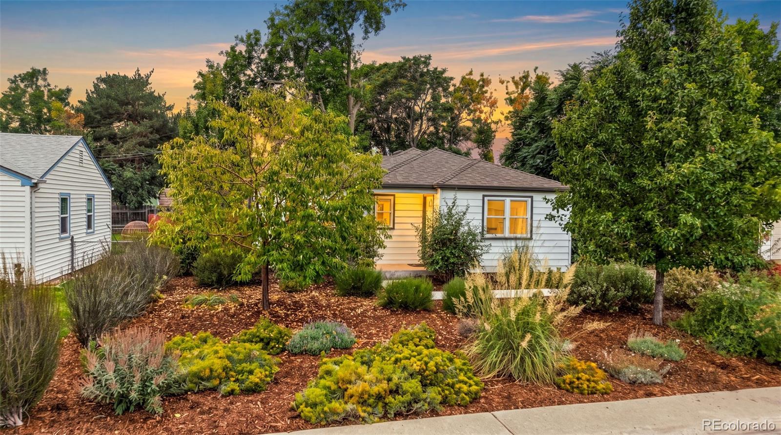 4580 W Short Place