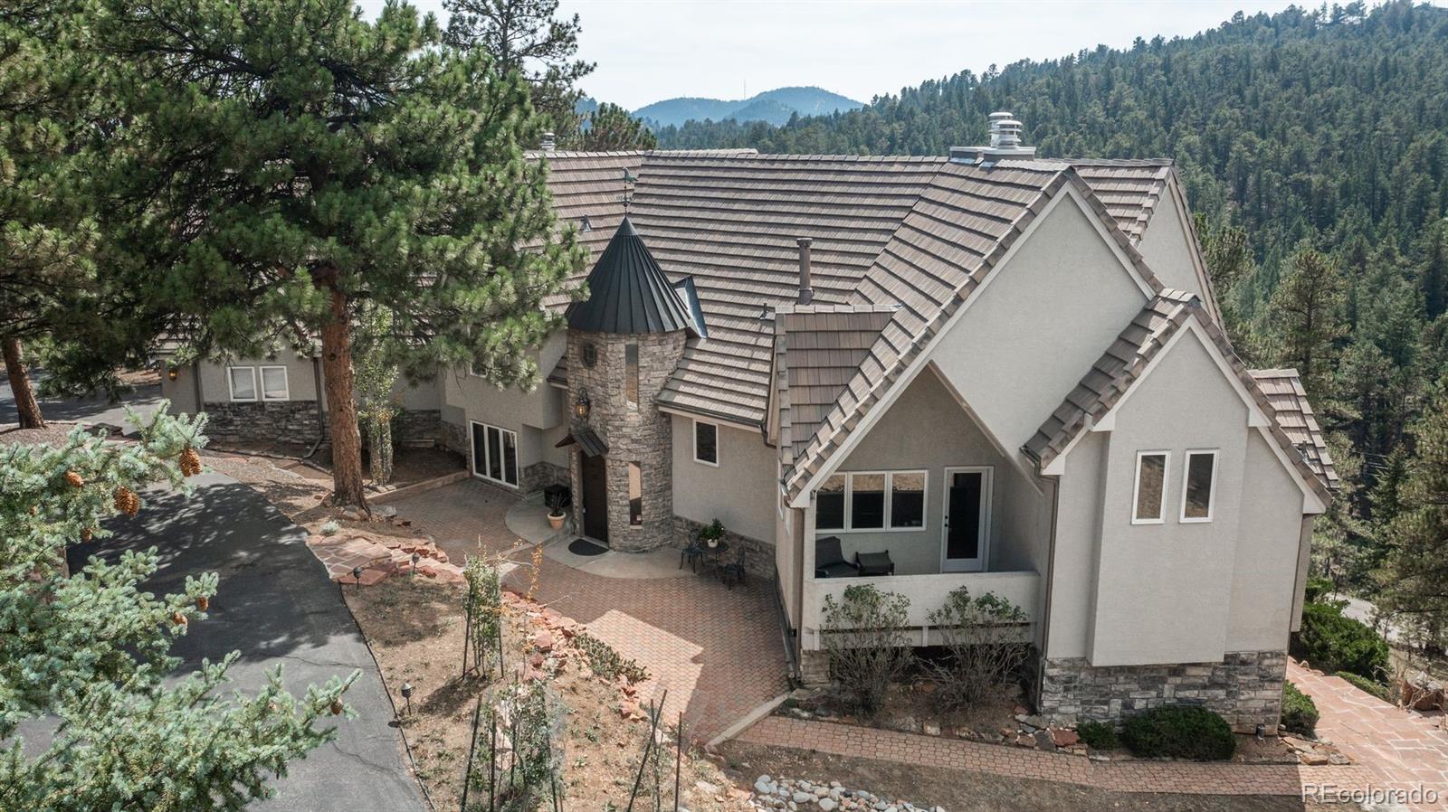 22594 Treetop Lane