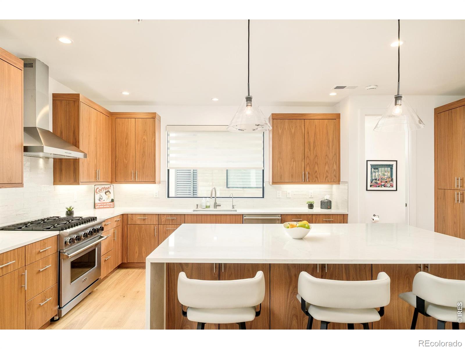 2455 Walnut Street