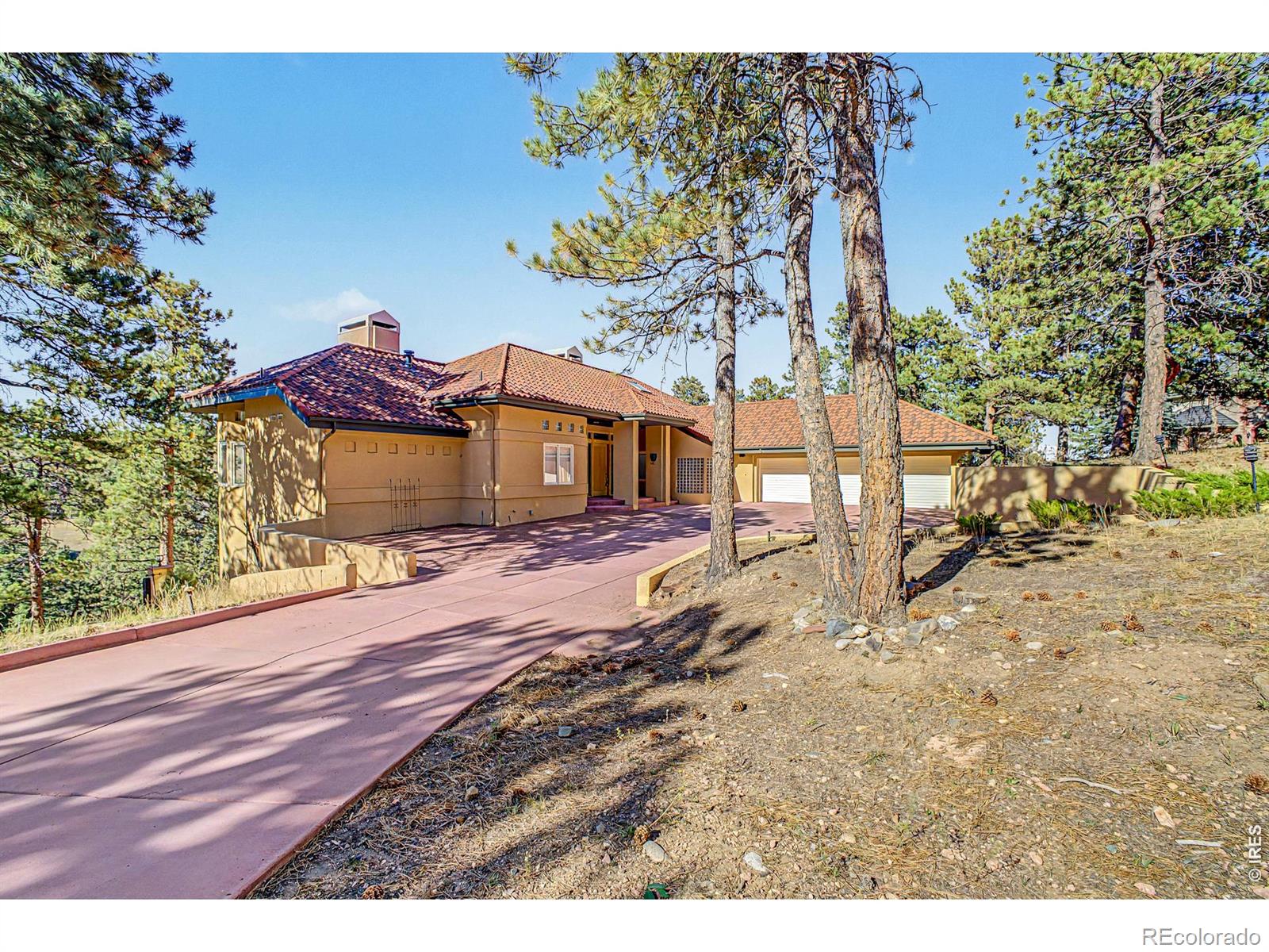 935 Castle Ridge Road
