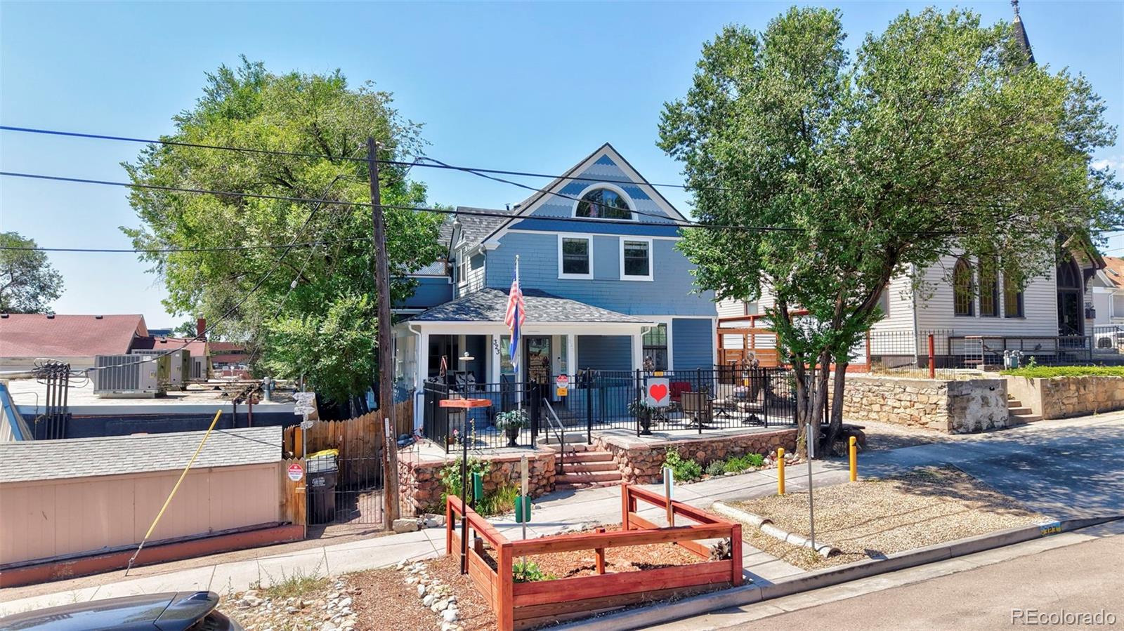 323 E Boulder Street