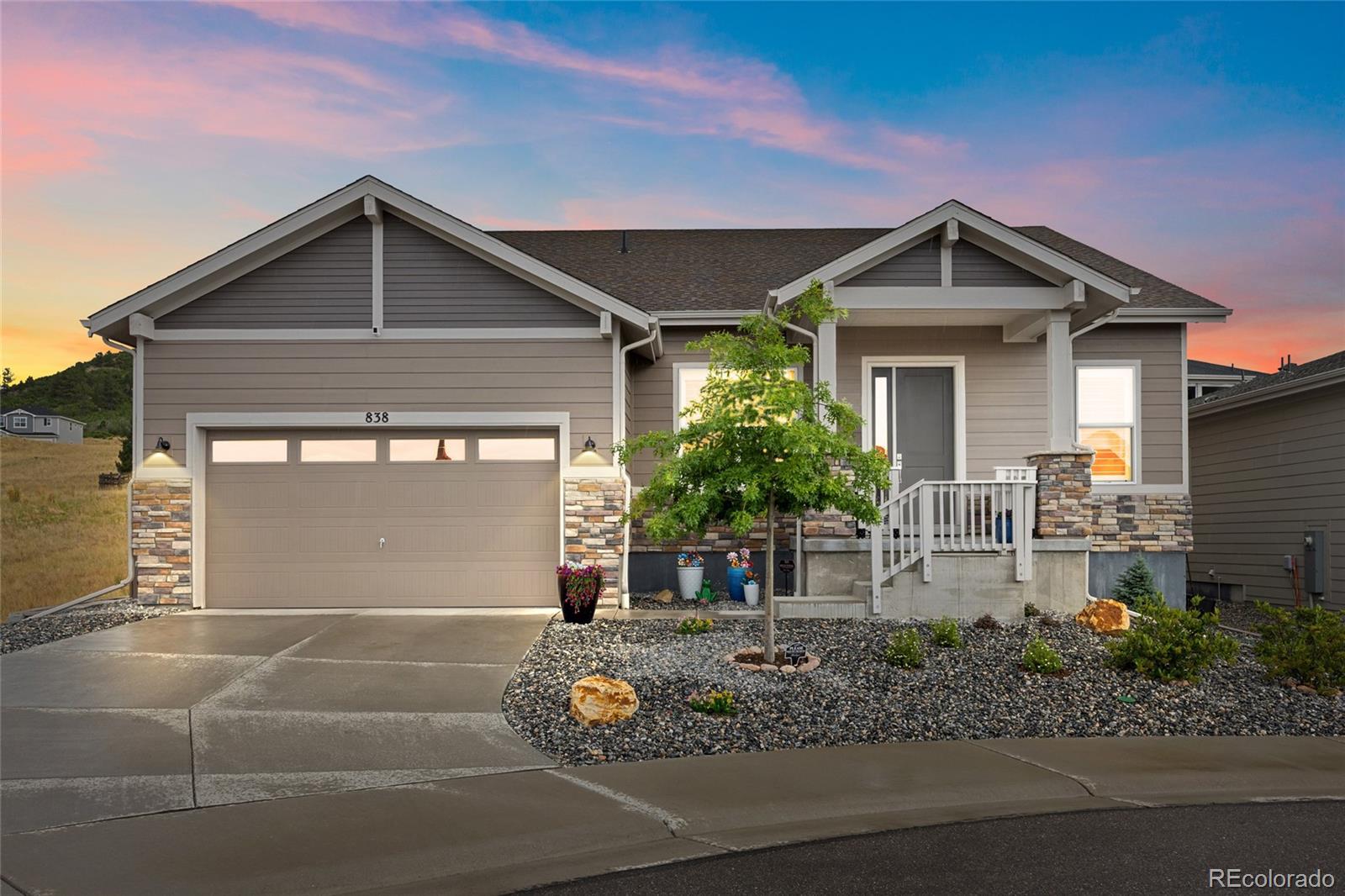 838 Bahia Point
