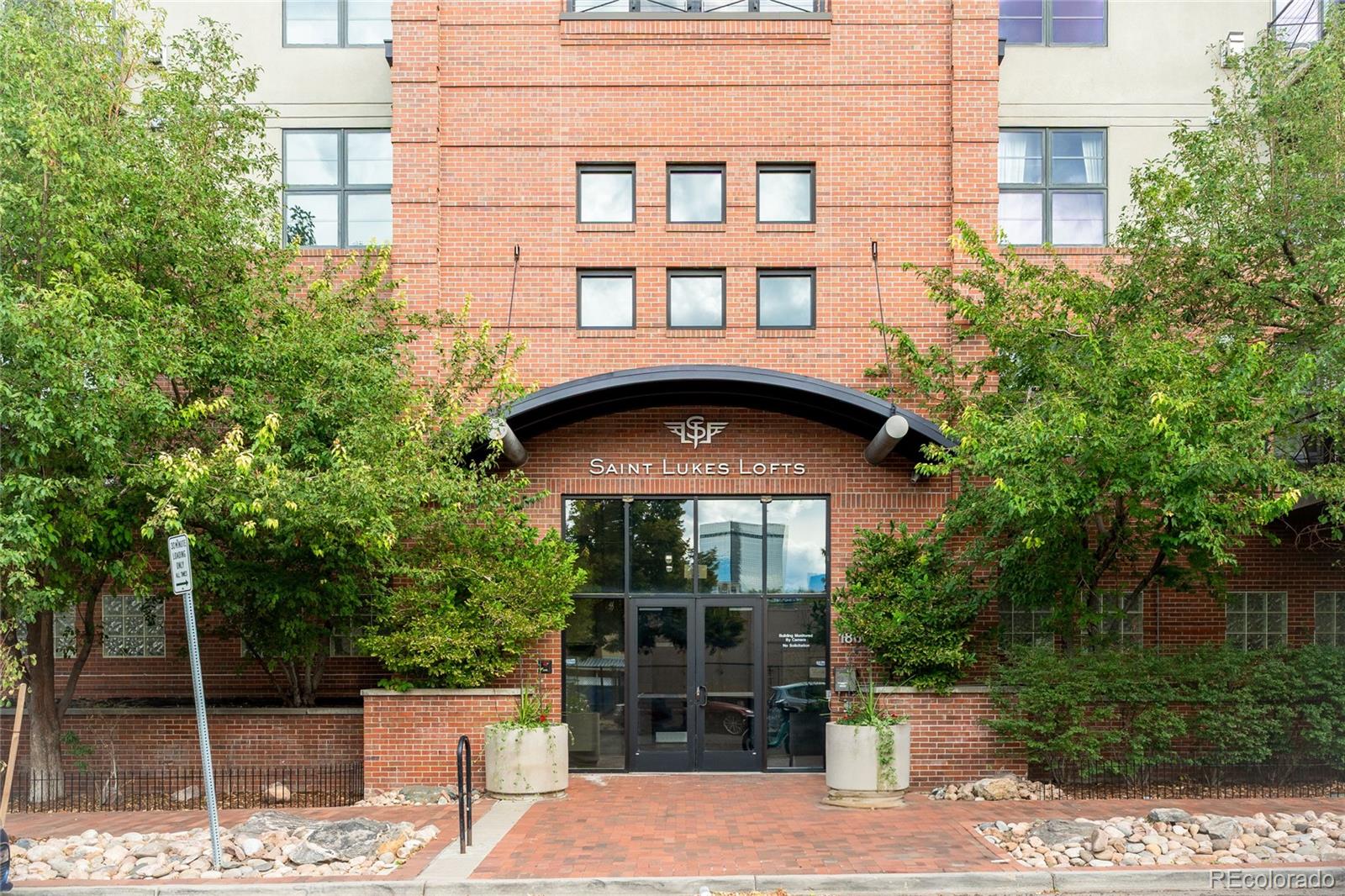 1860 N Washington Street Unit 412