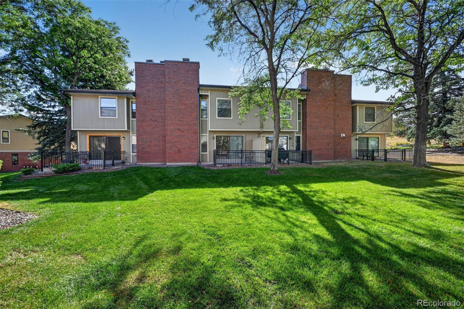 222 S Holman Way