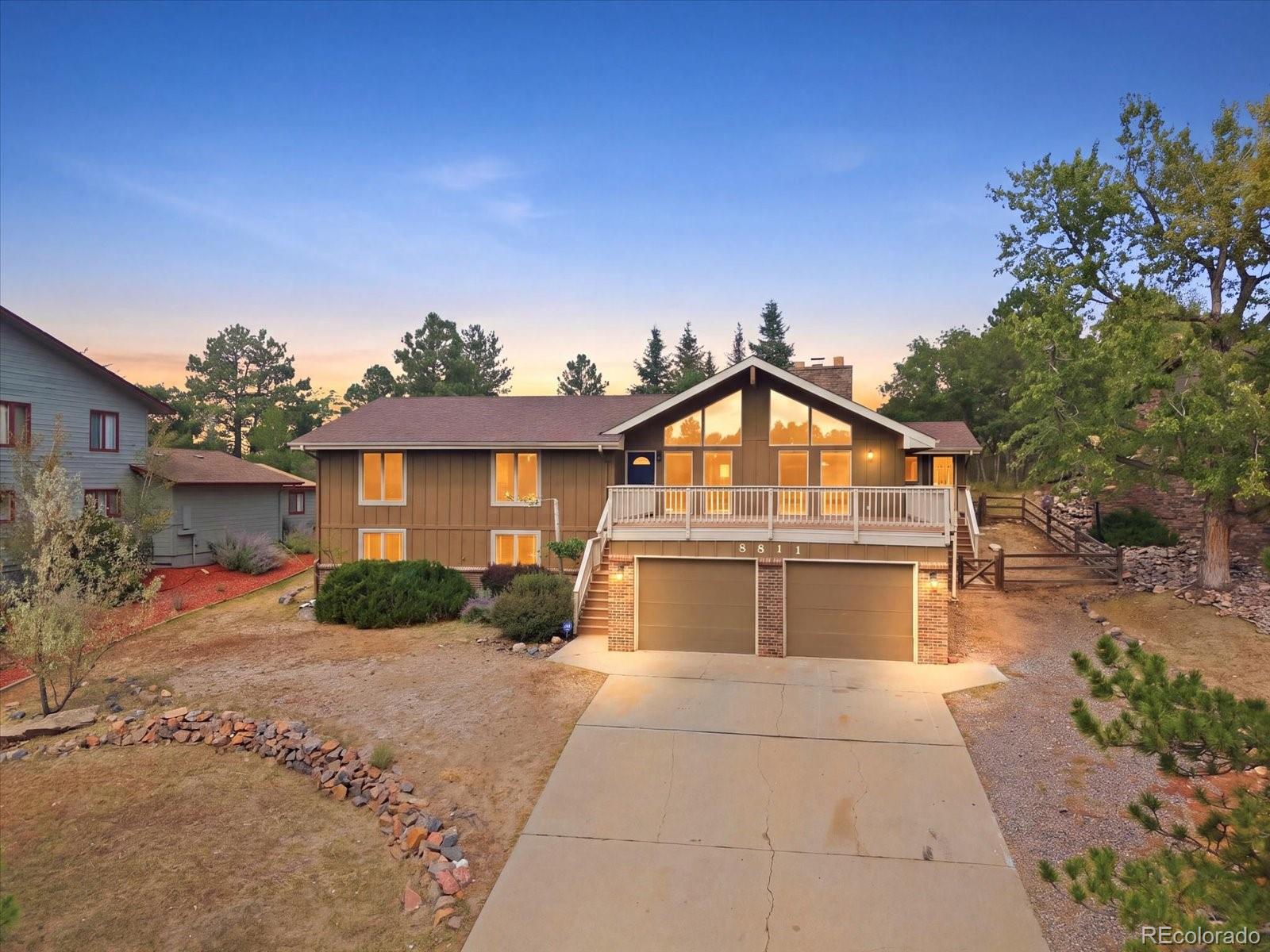 8811 Thunderbird Court