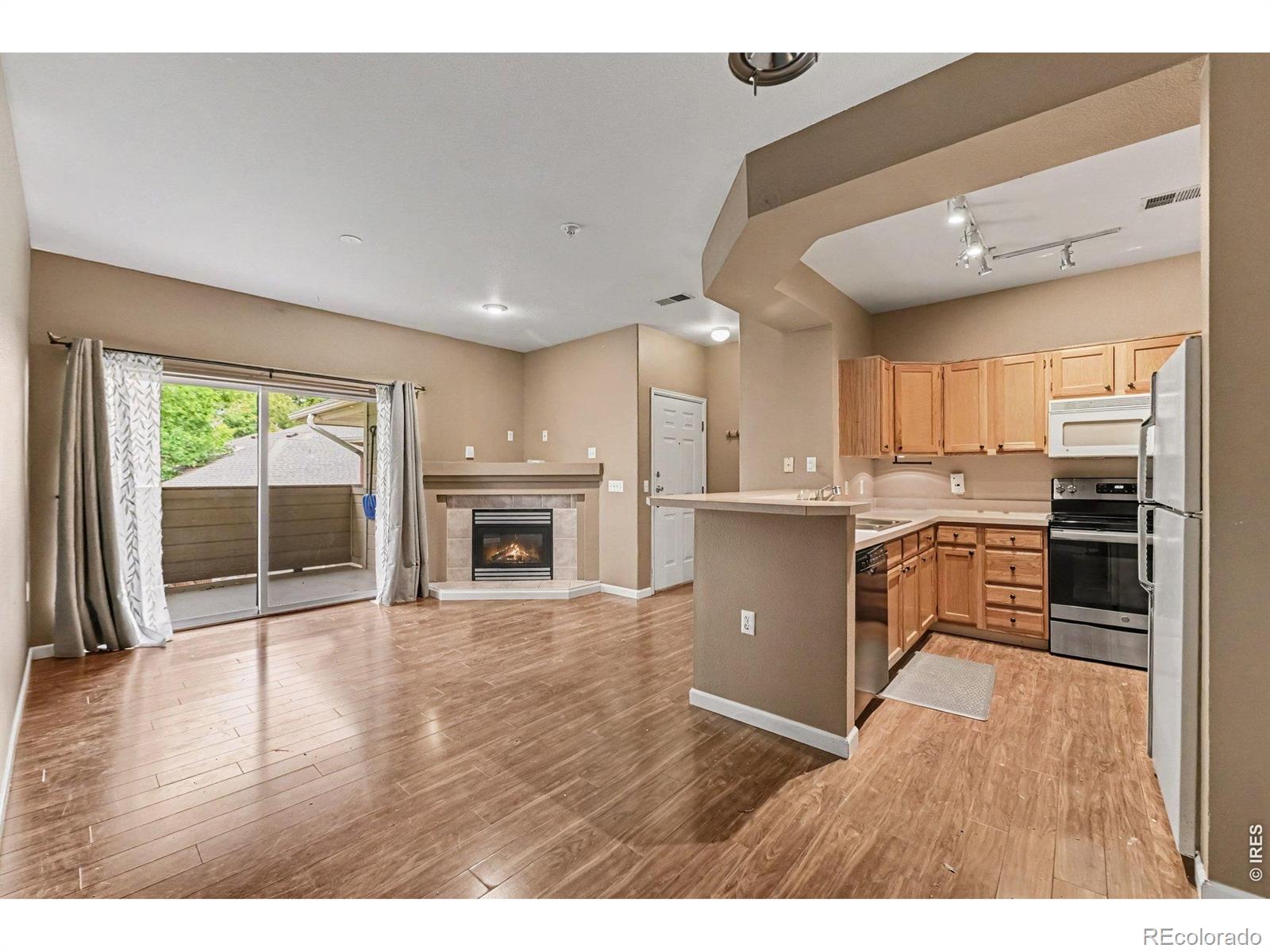 4545 Wheaton Drive Unit 390