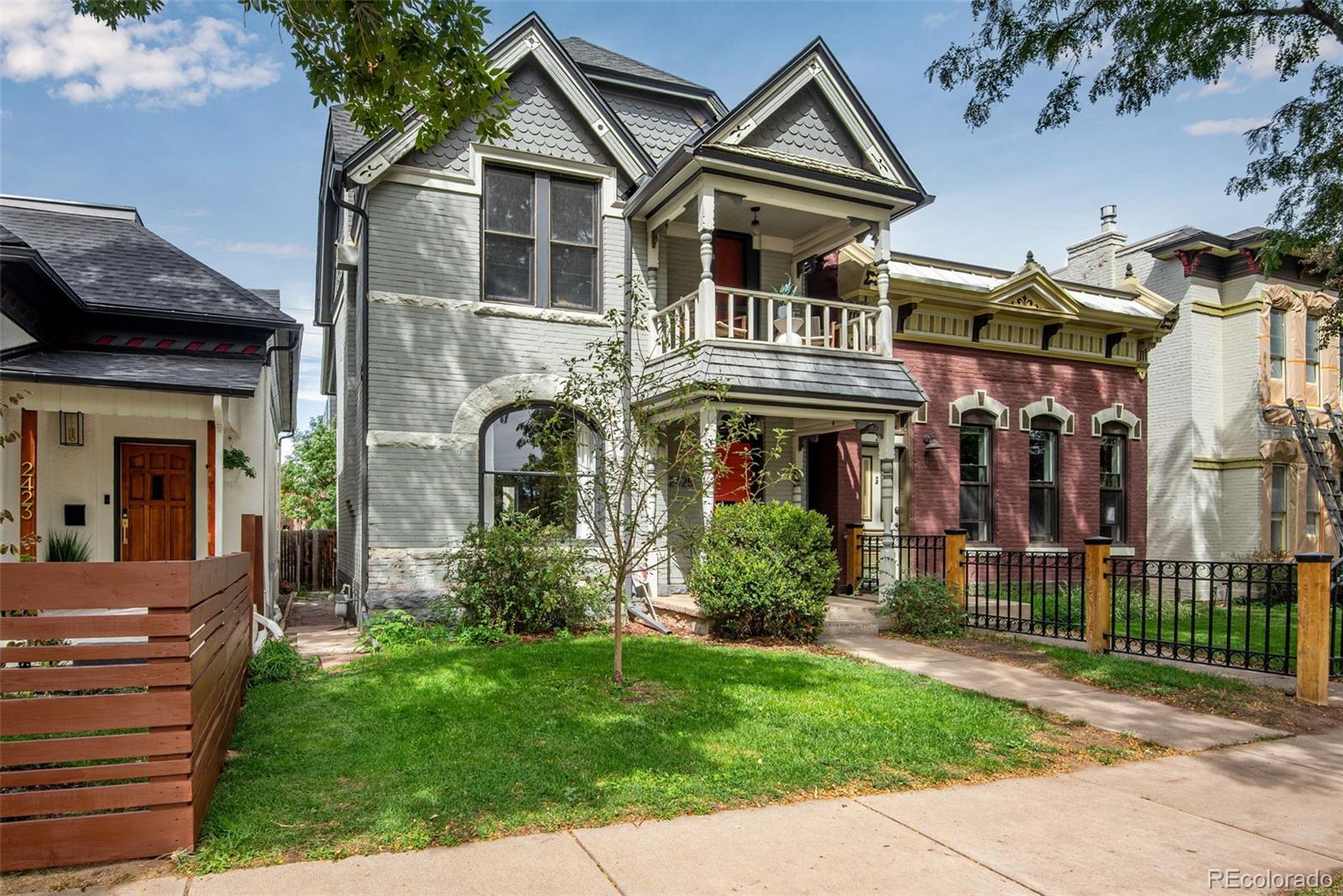 2425 Glenarm Place