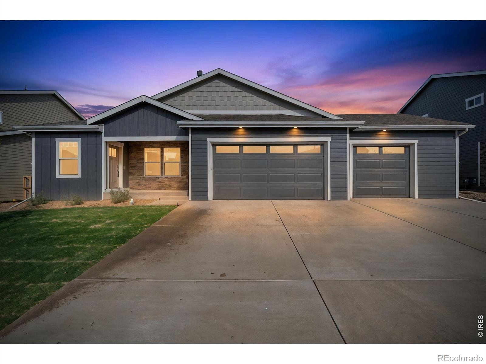 9048 Harlequin Circle