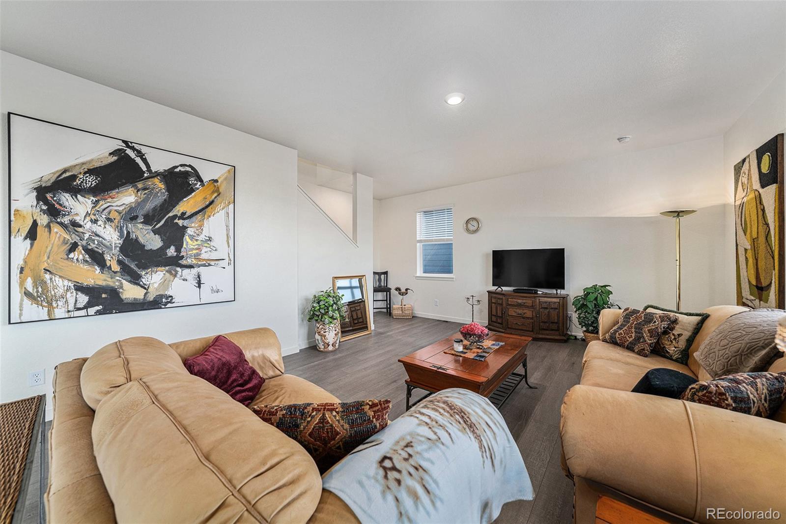 439 Bluebird Road
