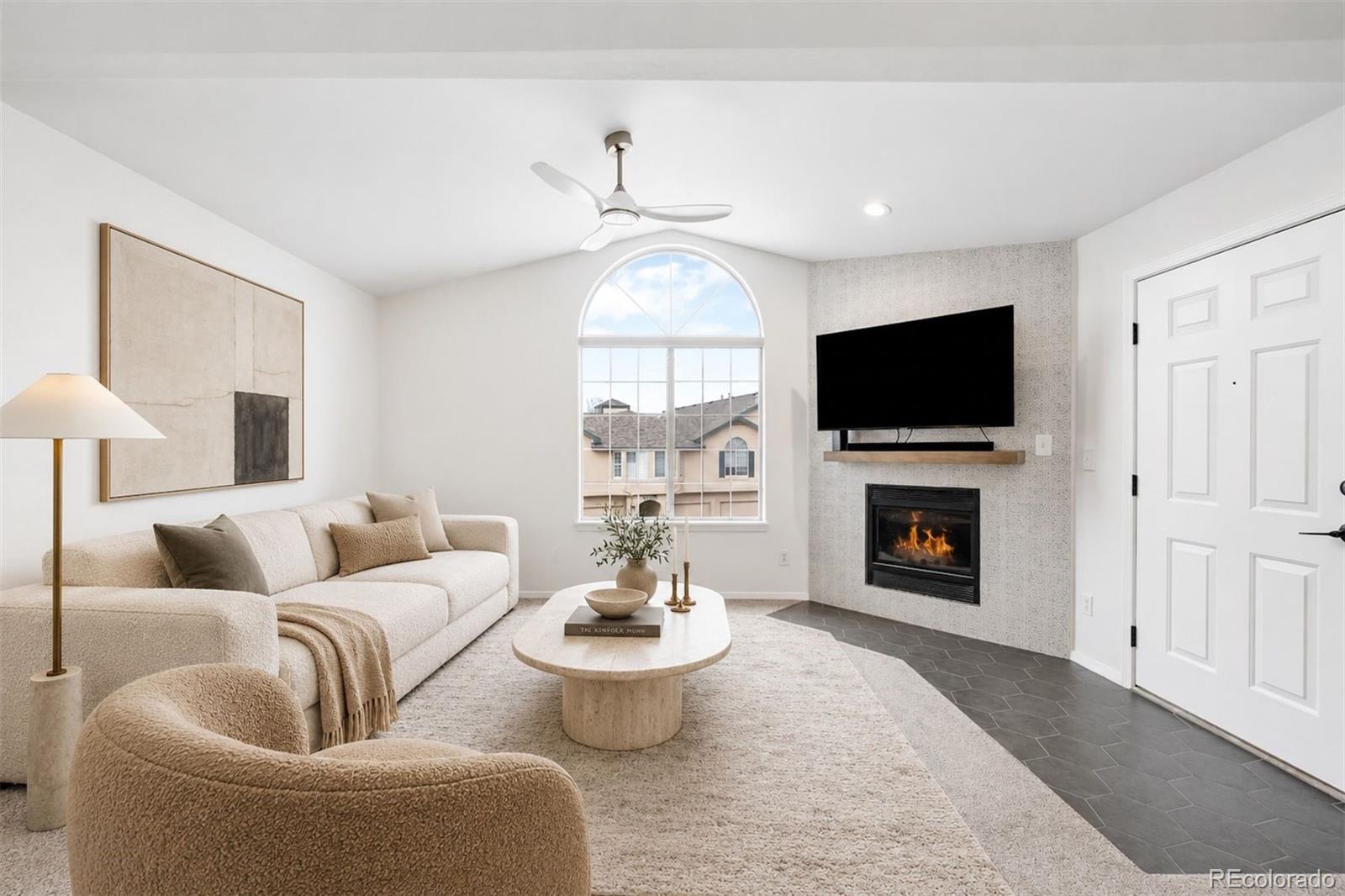 8747 E Dry Creek Road Unit 1624