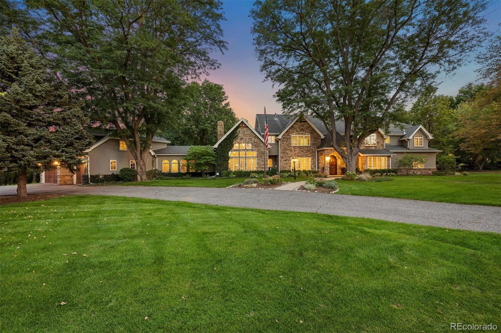 5 Viking Drive