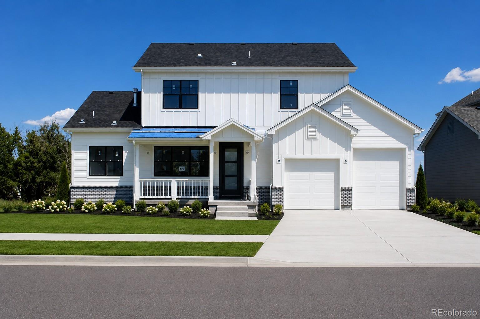 850 Peakview Place