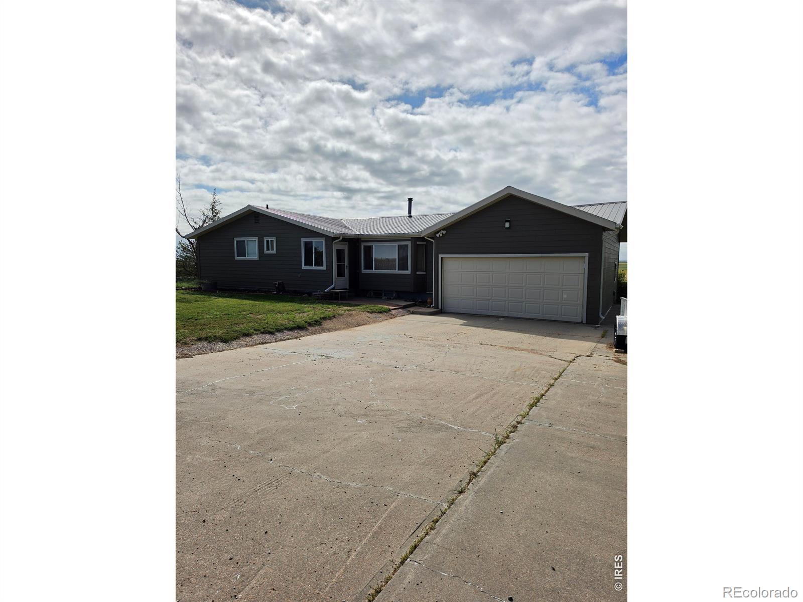 13700 Sunny Knolls Lane