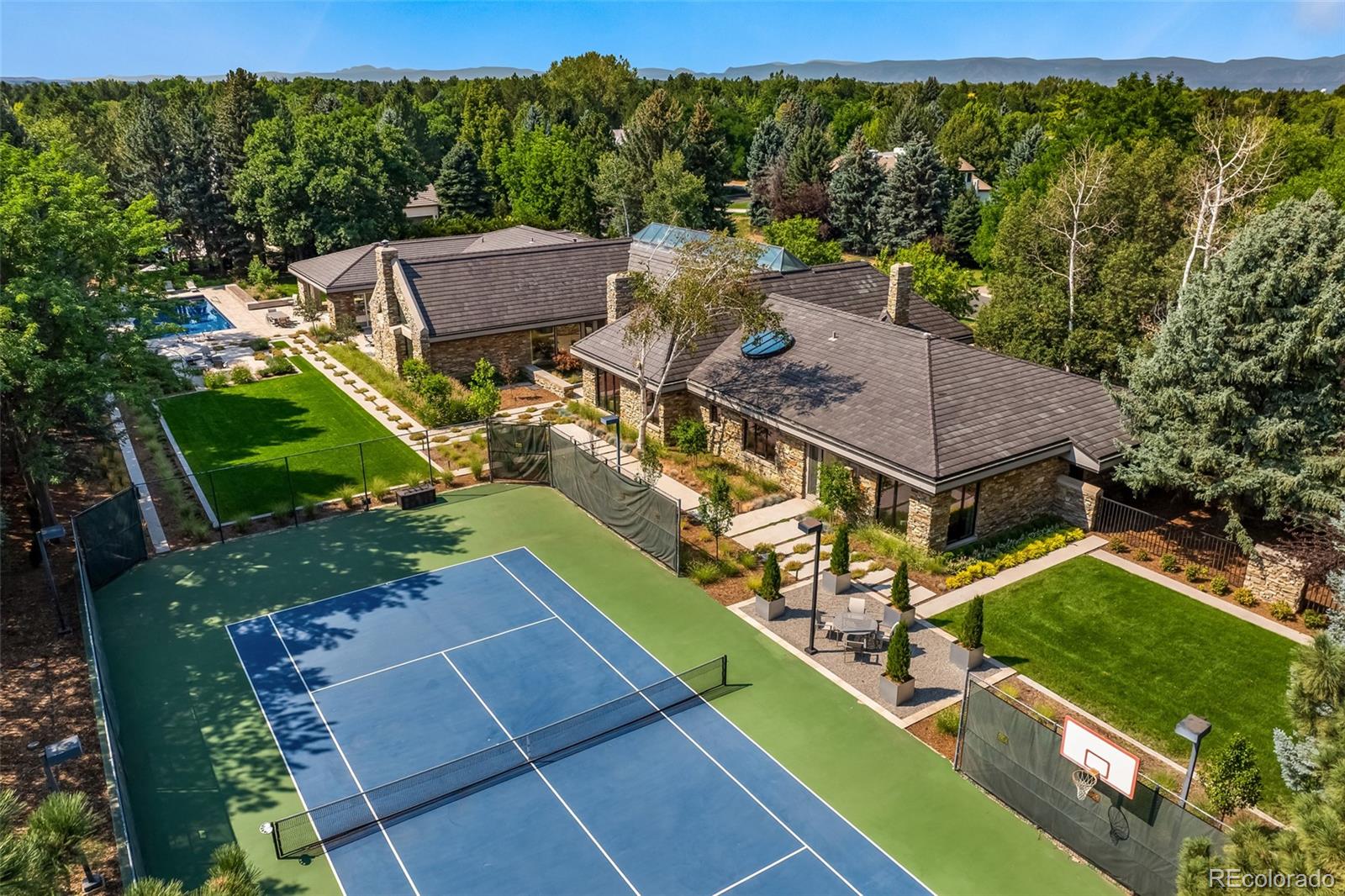 9 Cherry Hills Farm Court