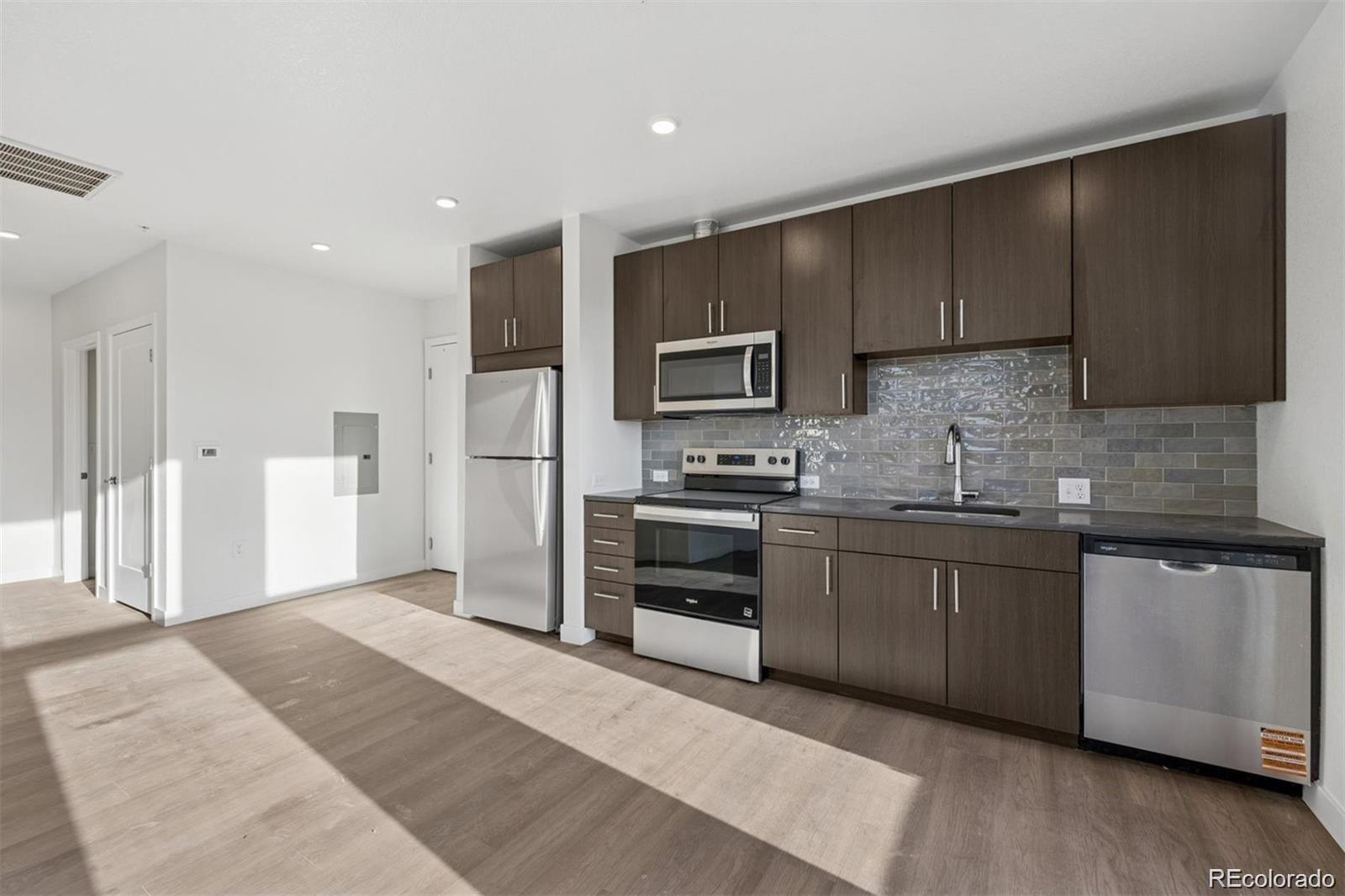 639 29th Street Unit 600