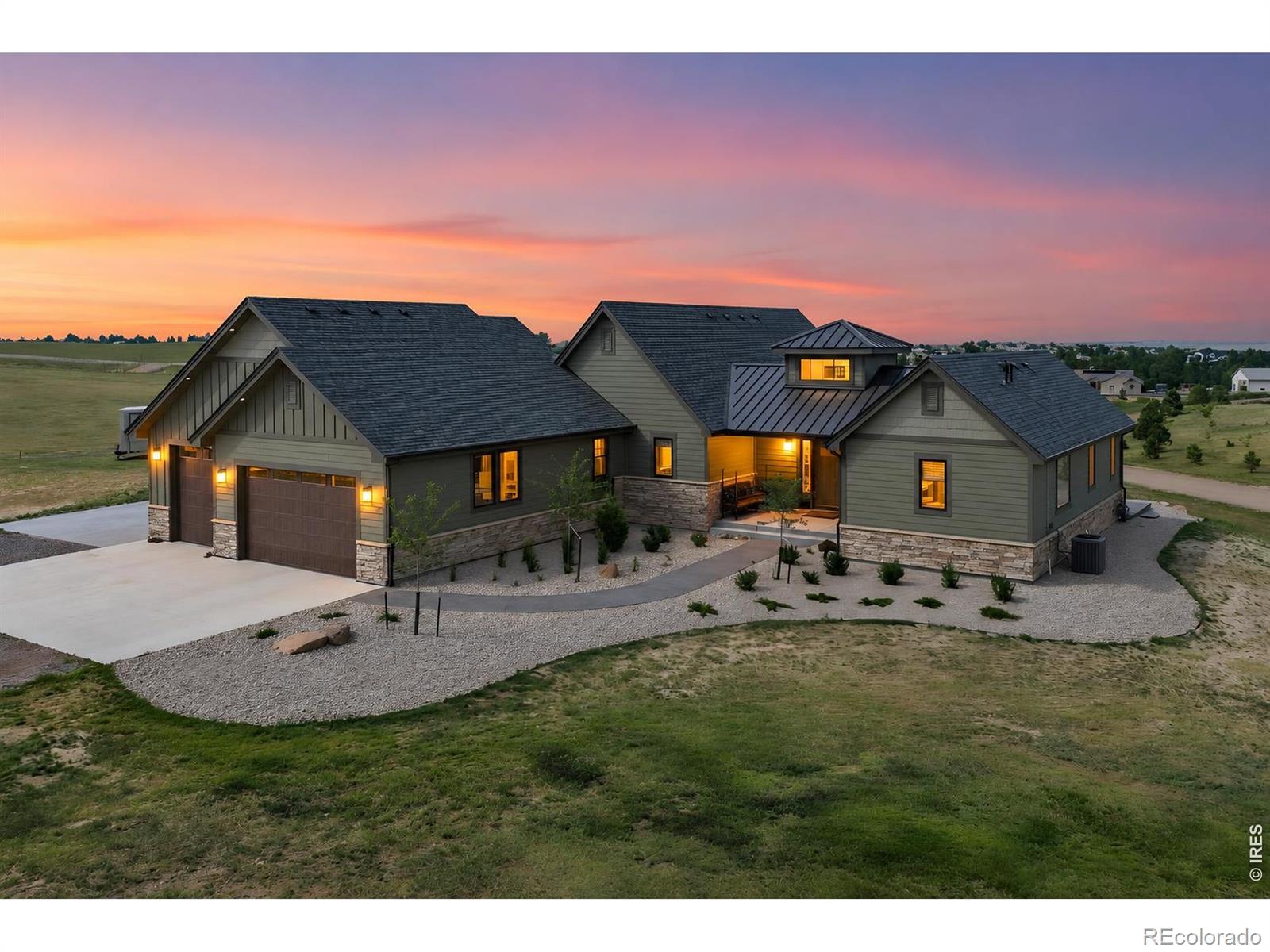 50 Skyhawk Way