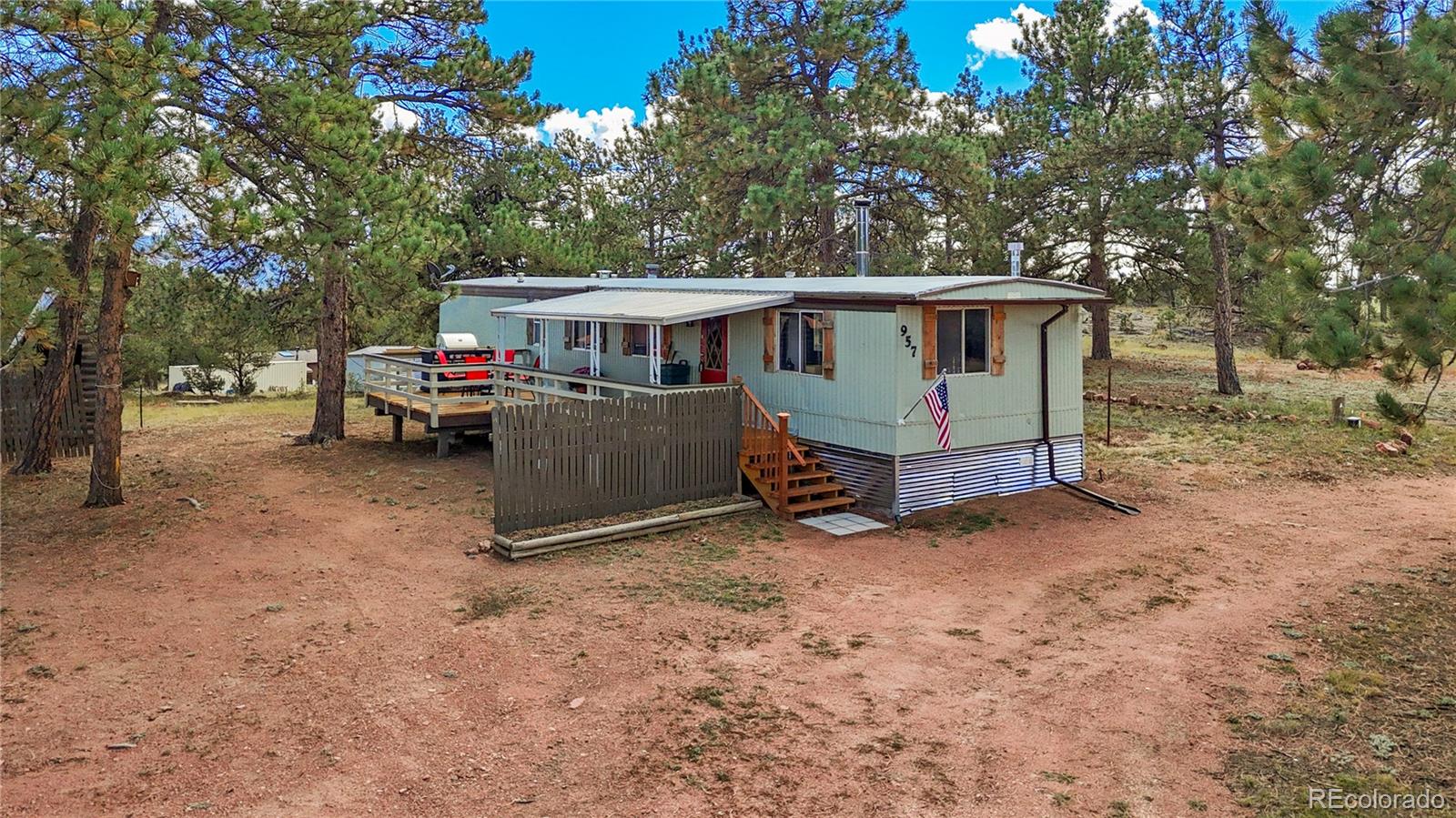 957 Arapahoe Drive