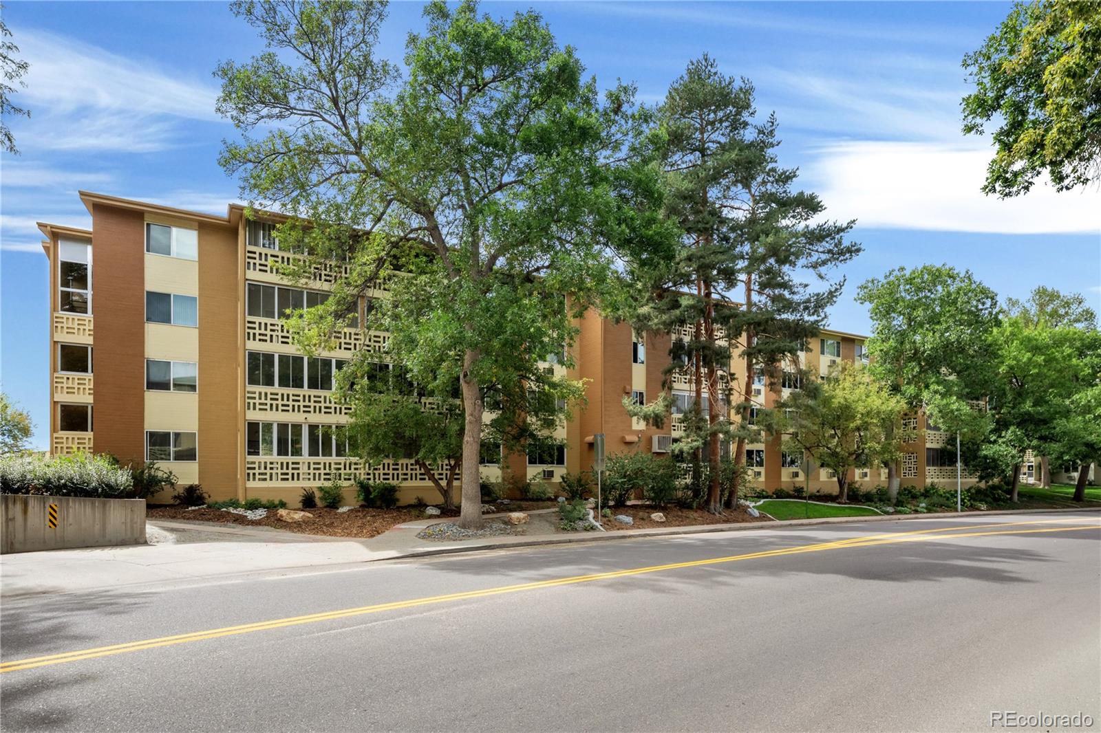 9355 E Center Avenue Unit 4A