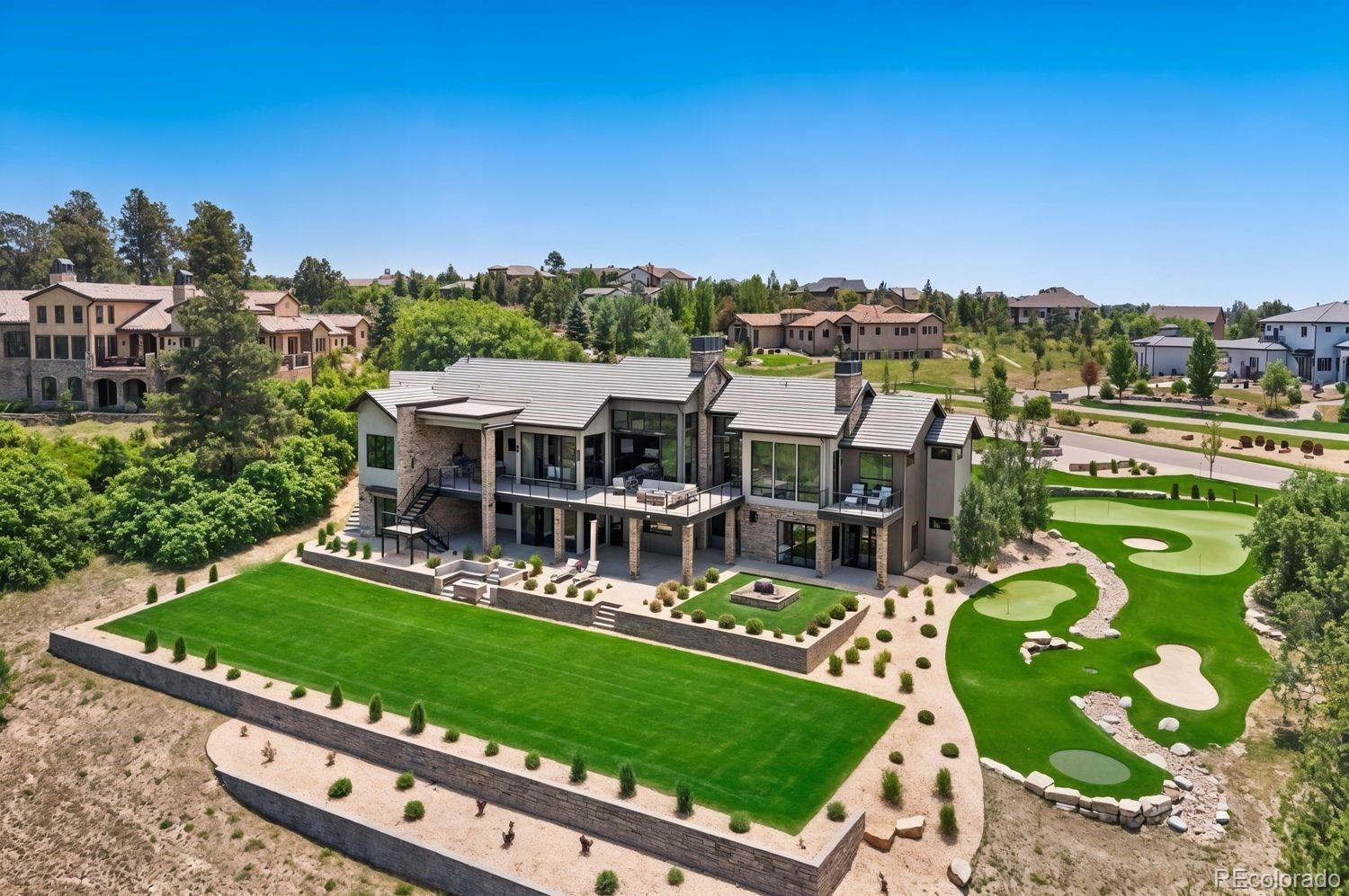 1484 Vine Cliff Heights