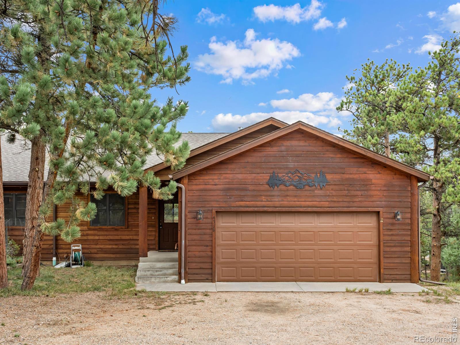 1431 S Saint Vrain Avenue Unit B