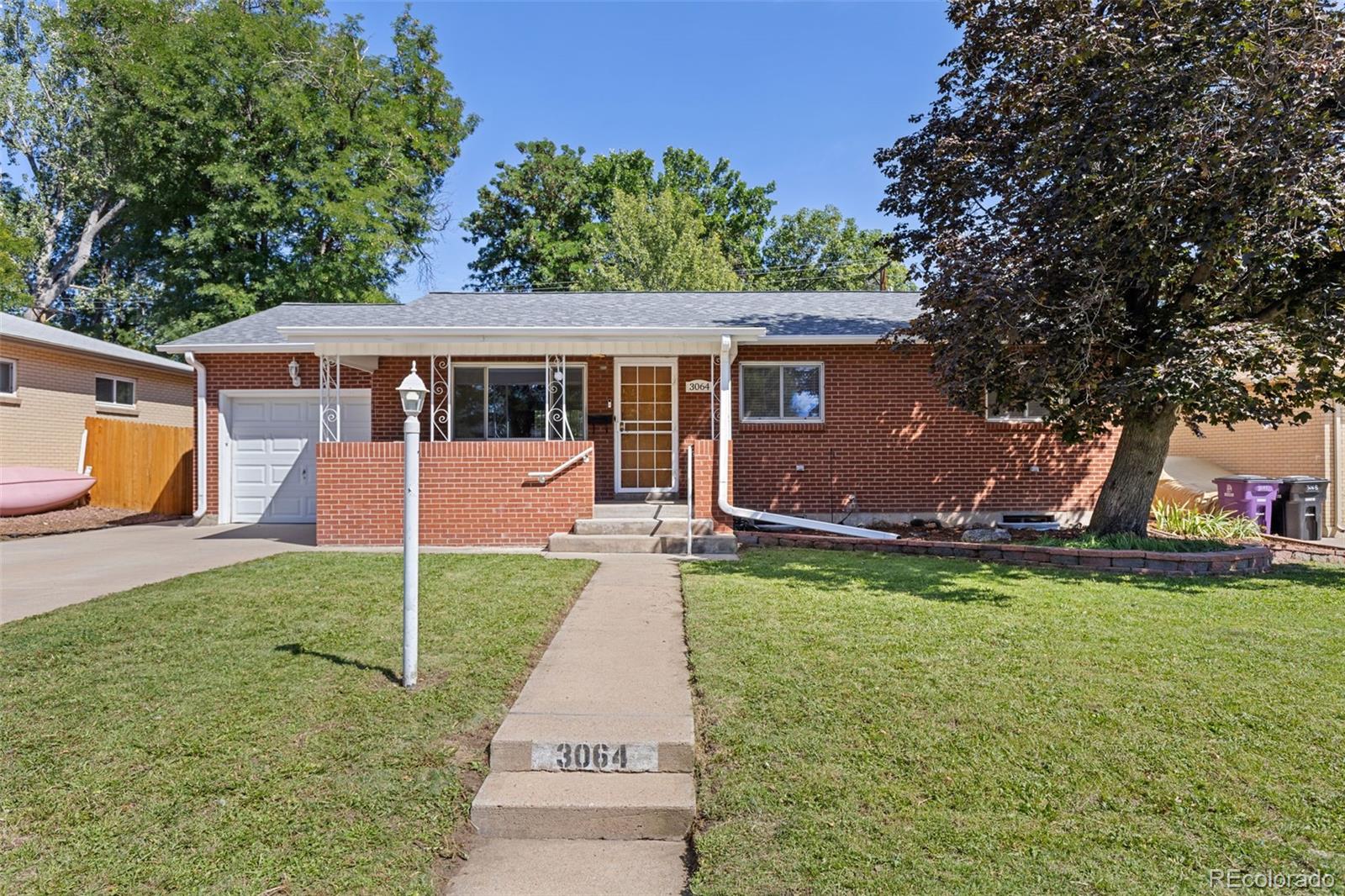 3064 S Zurich Court