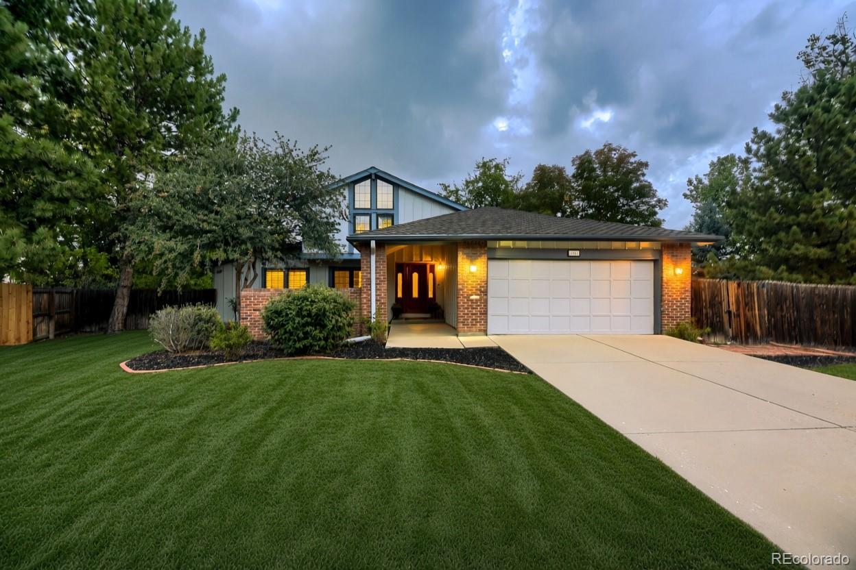 8786 Iris Street