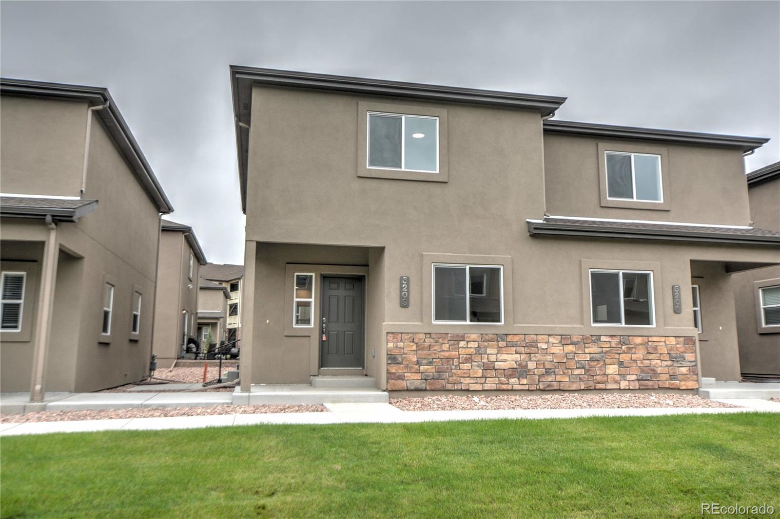 5209 Palomino Ranch Point
