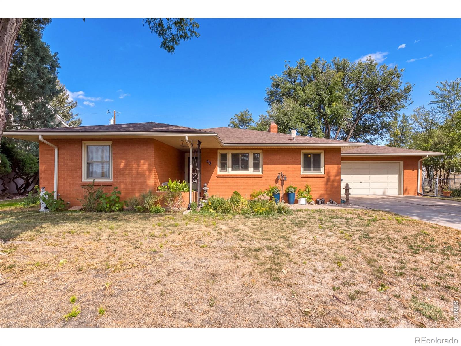 33 McDonald Avenue
