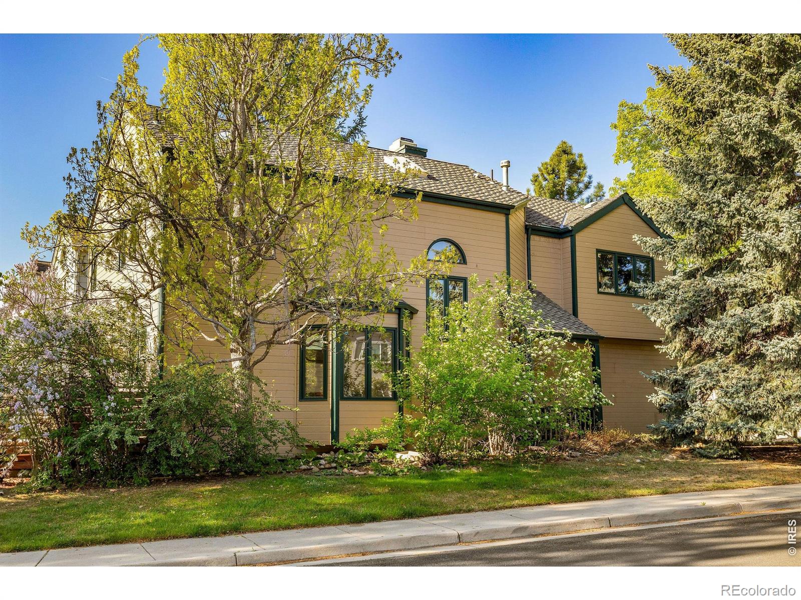5592 Stonewall Place